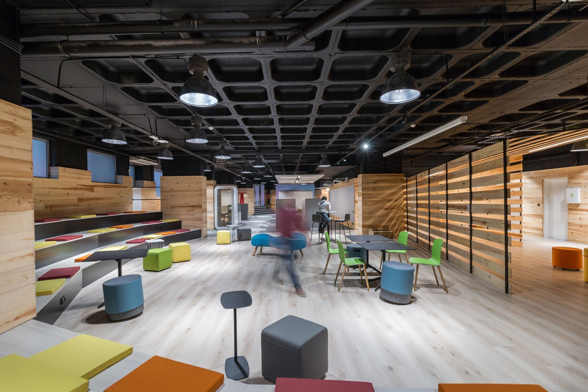 https://archello.com/story/126156/attachments/photos-videos/3 photo_credit João Gonçalves