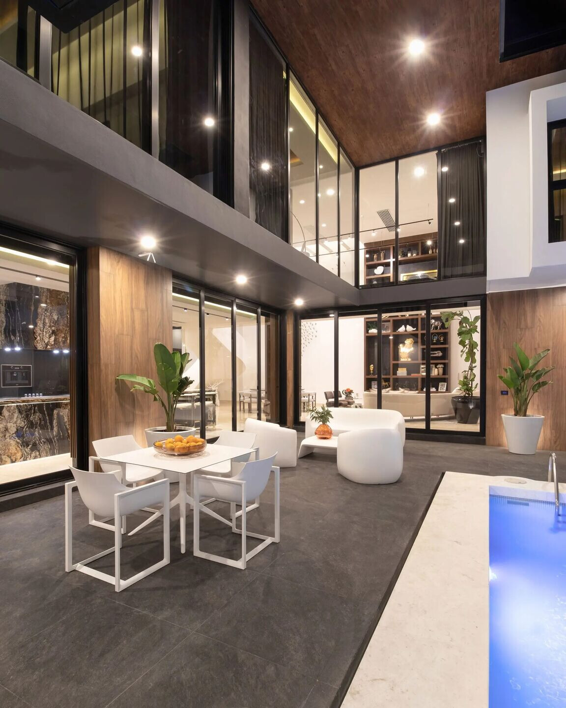 https://archello.com/story/126436/attachments/photos-videos/4 photo_credit Image Courtesy Vondom