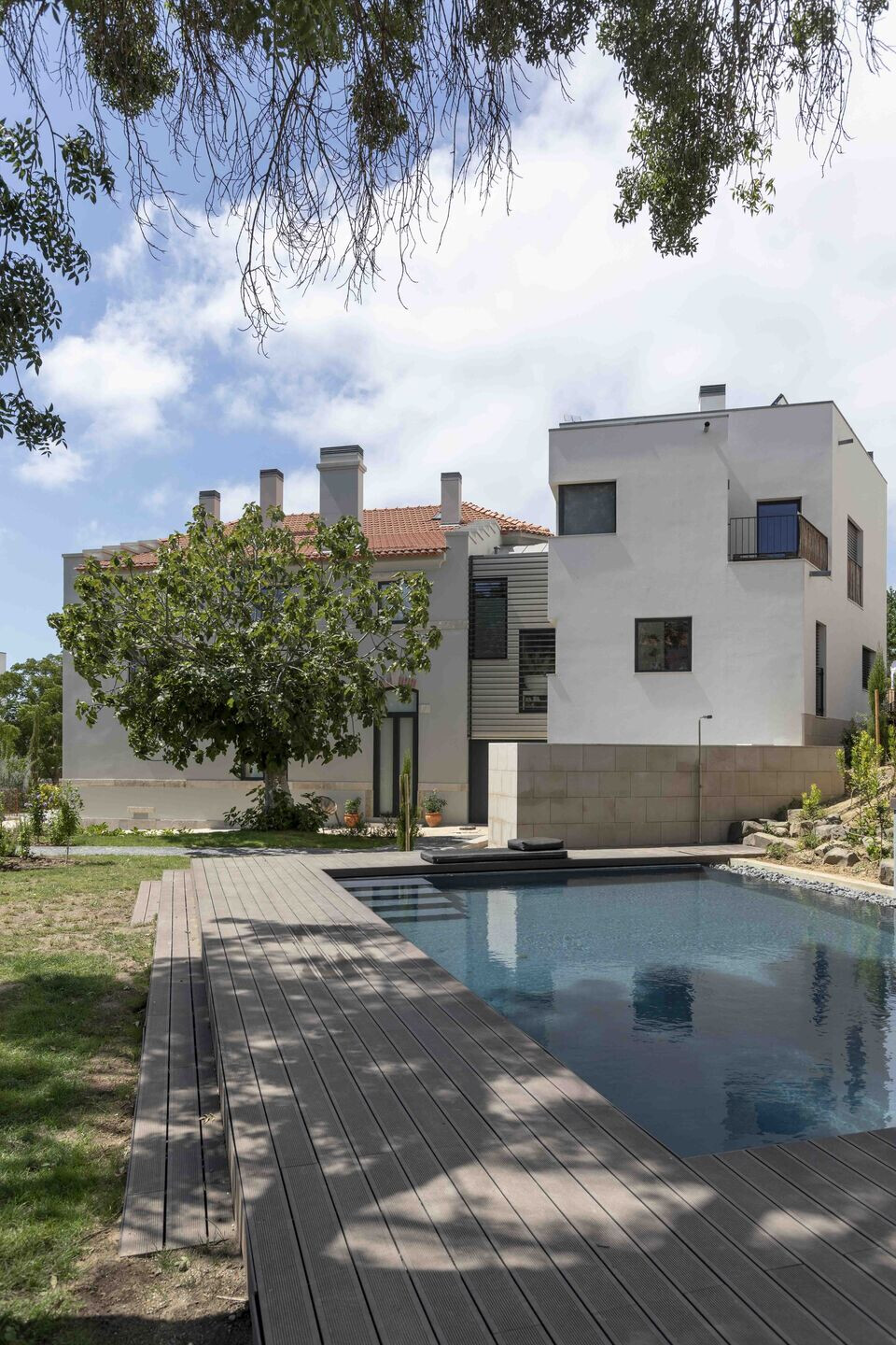 https://archello.com/story/126472/attachments/photos-videos/3 photo_credit Filipa Bernardo