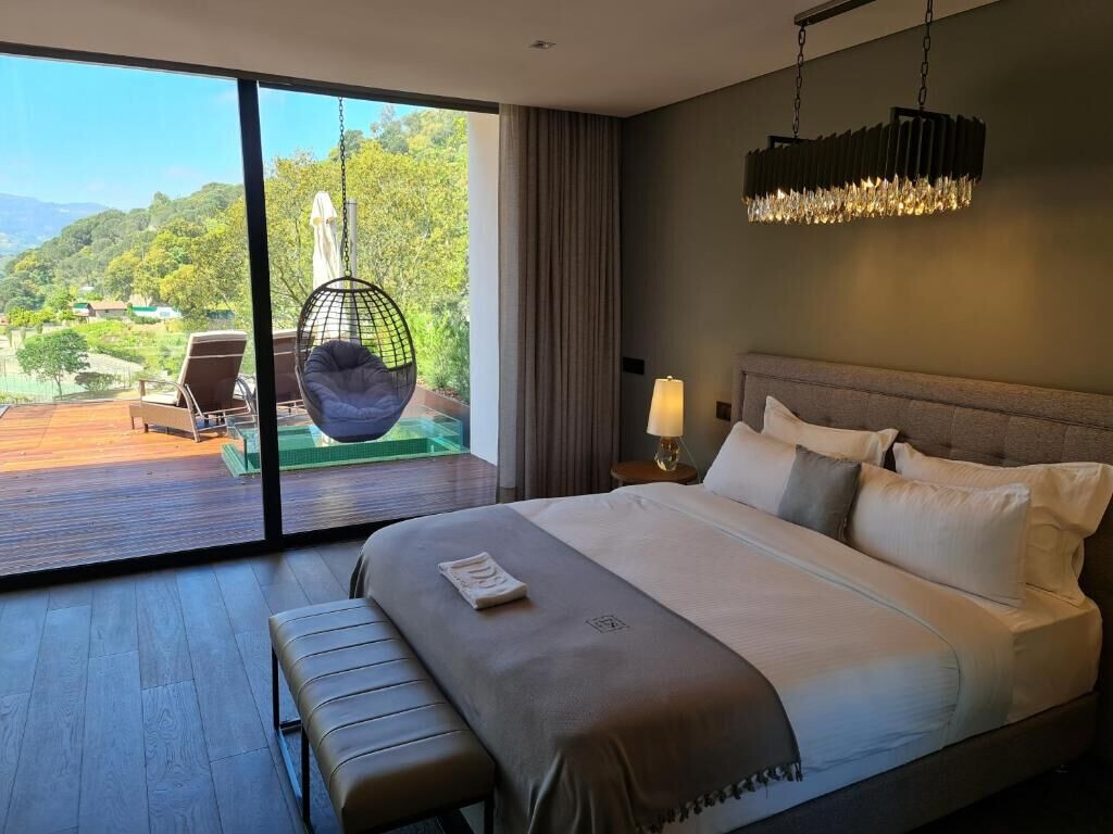 https://archello.com/story/126550/attachments/photos-videos/6 photo_credit Douro Suites