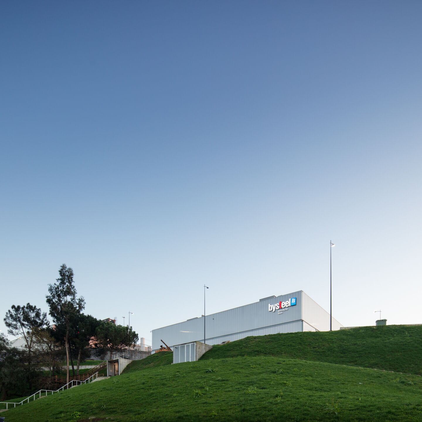 https://archello.com/story/126528/attachments/photos-videos/10 photo_credit João Morgado