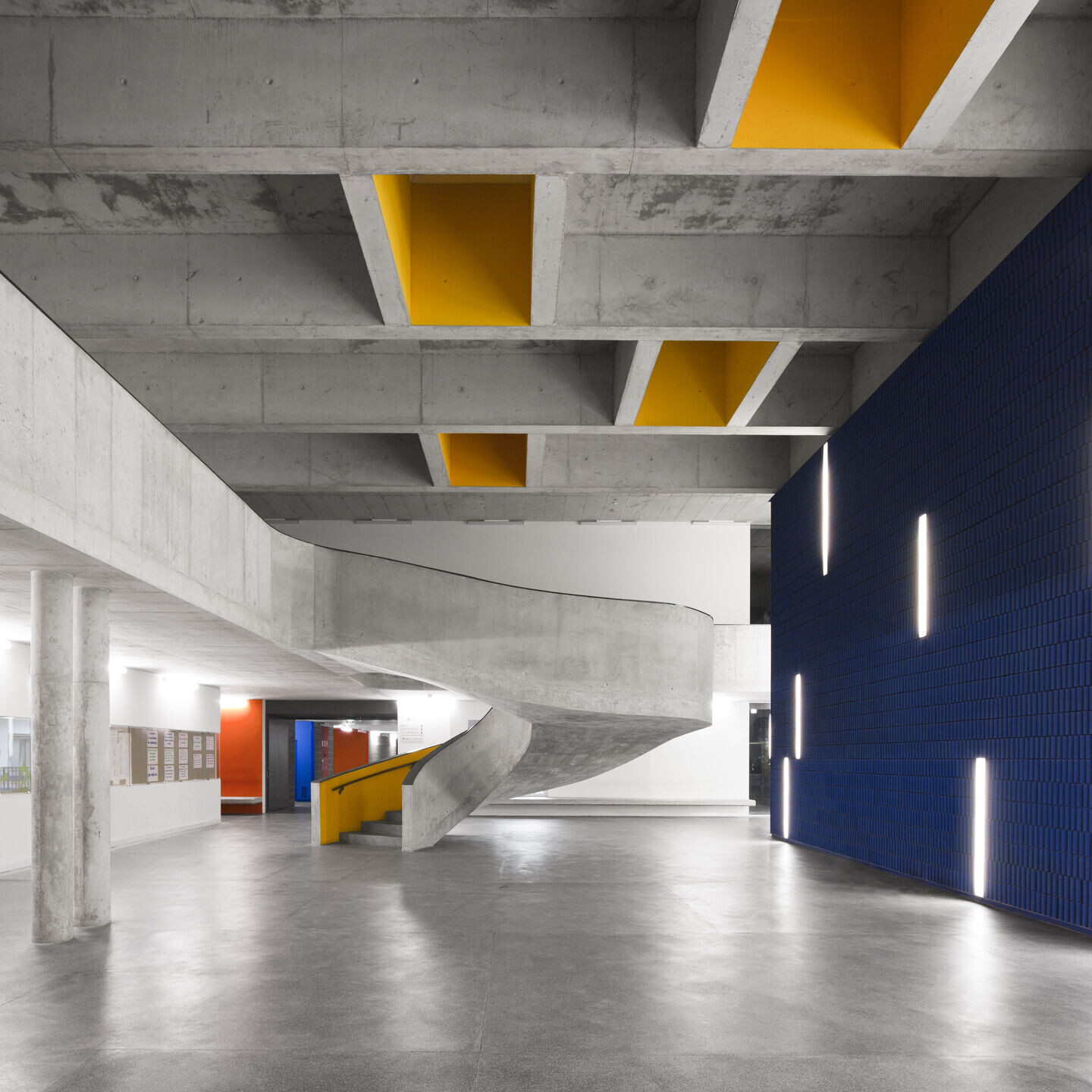 https://archello.com/story/126577/attachments/photos-videos/17 photo_credit Invisible gentleman