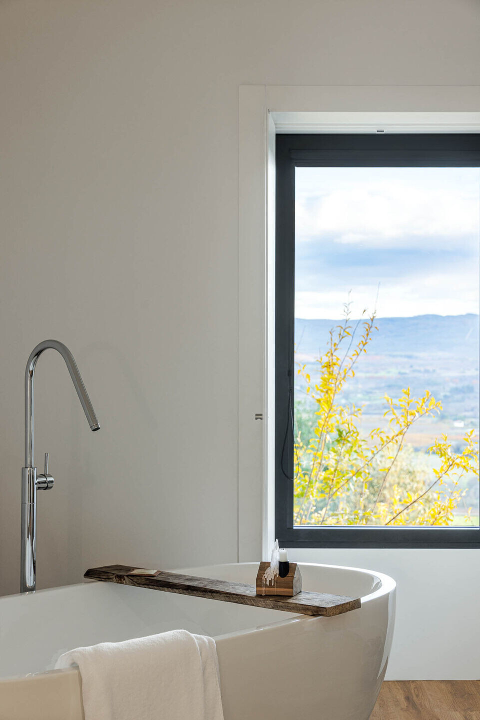 https://archello.com/story/126601/attachments/photos-videos/8 photo_credit Ivo Tavares Studio