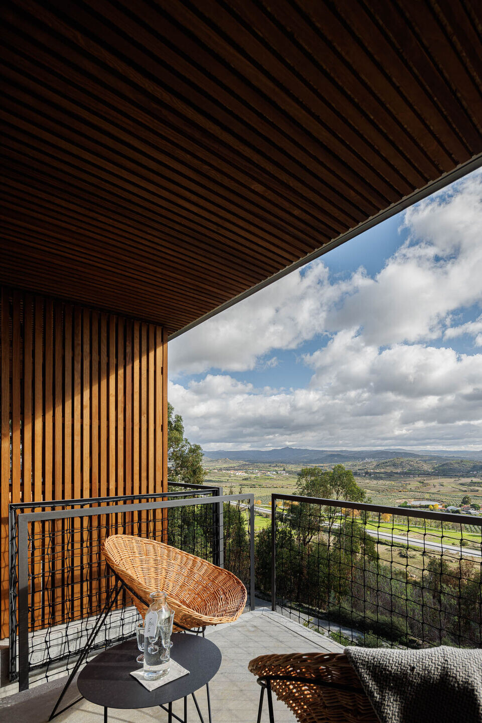 https://archello.com/story/126601/attachments/photos-videos/10 photo_credit Ivo Tavares Studio