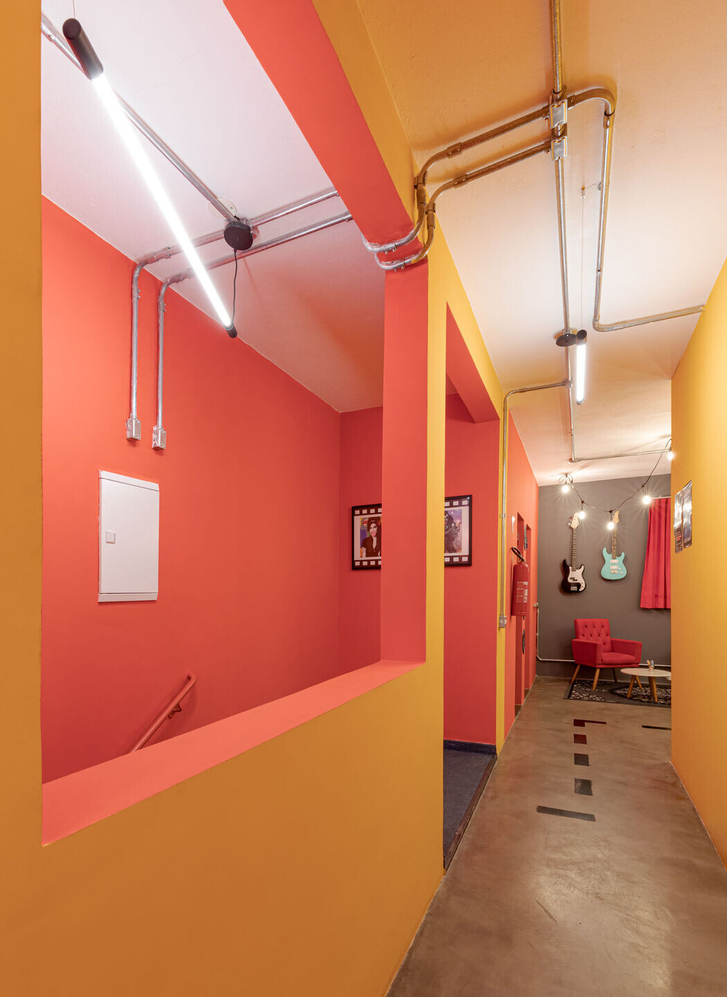 https://archello.com/story/126802/attachments/photos-videos/19