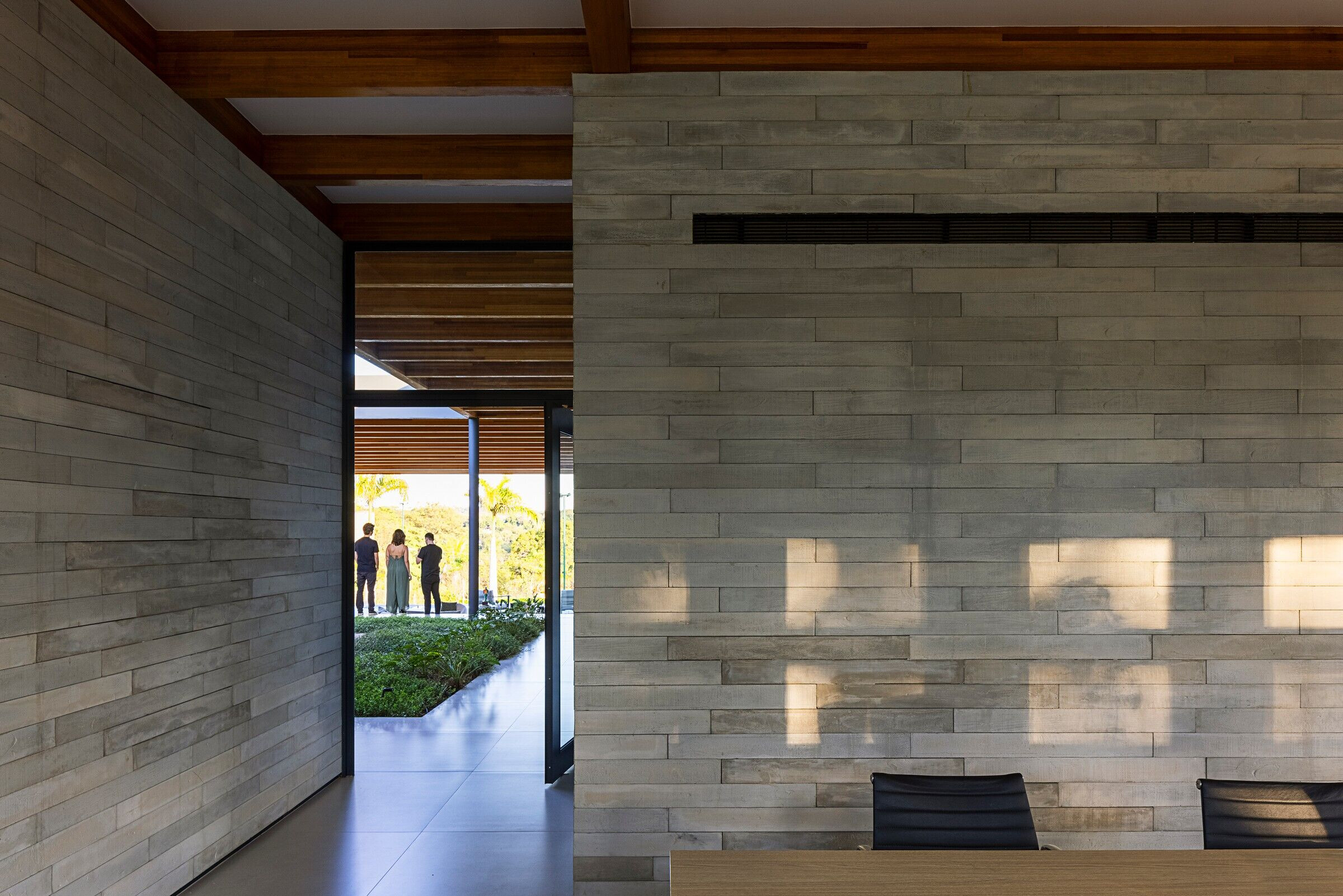 https://archello.com/story/126810/attachments/photos-videos/16 photo_credit Leonardo Finotti
