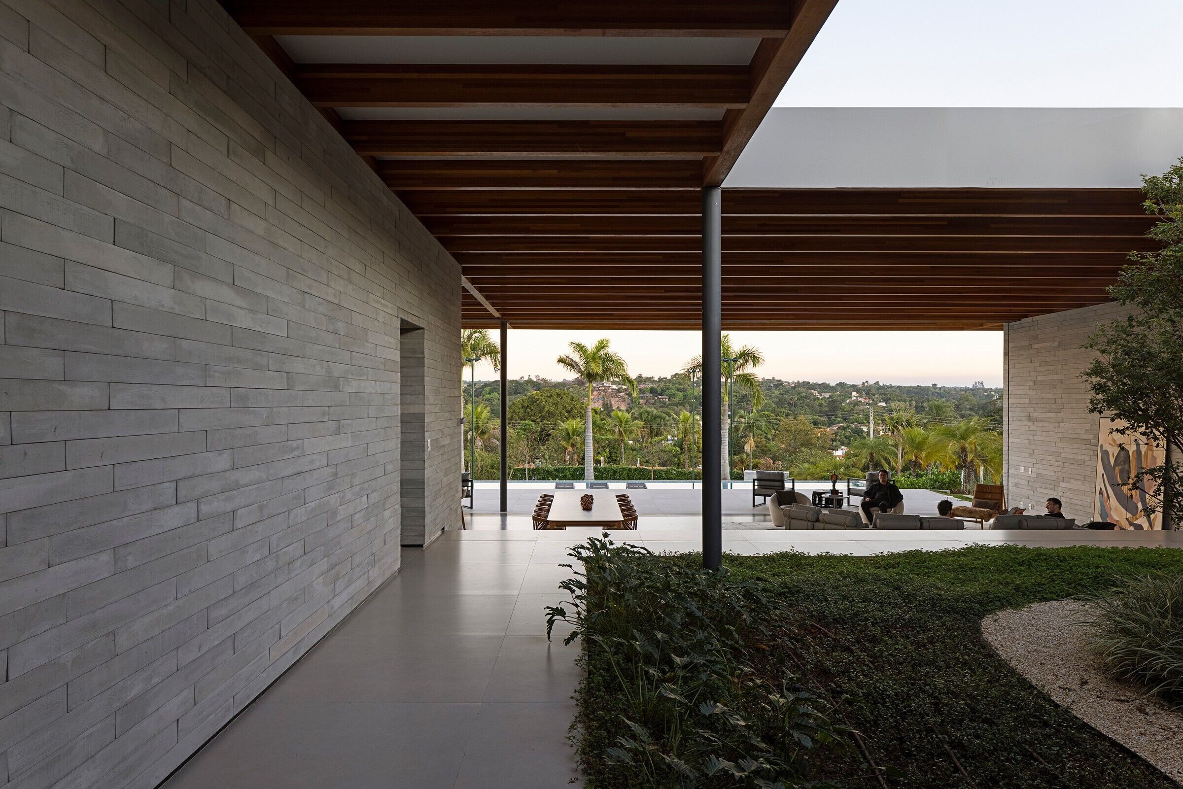https://archello.com/story/126810/attachments/photos-videos/17 photo_credit Leonardo Finotti