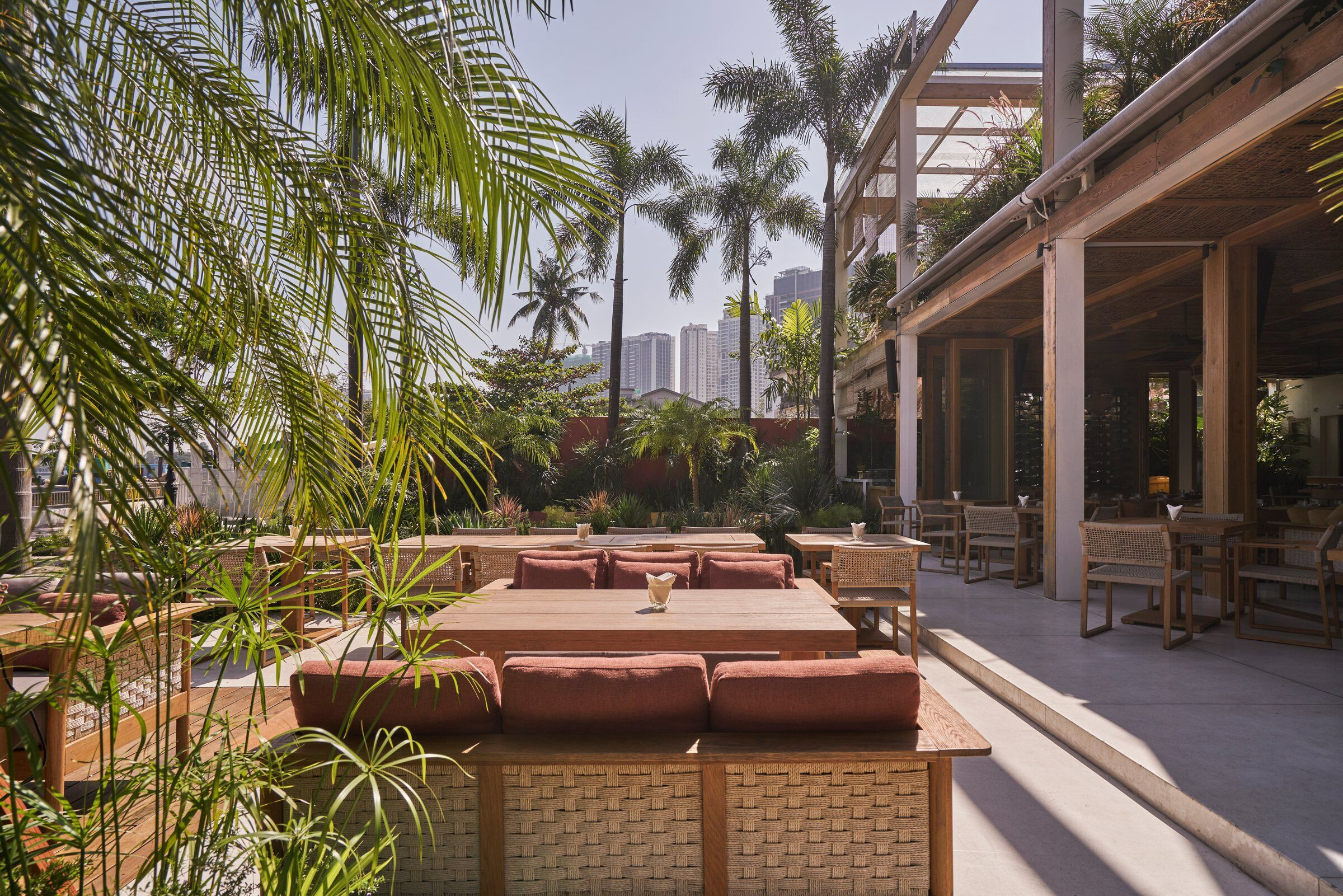https://archello.com/story/126865/attachments/photos-videos/15 photo_credit Đỗ Sỹ
