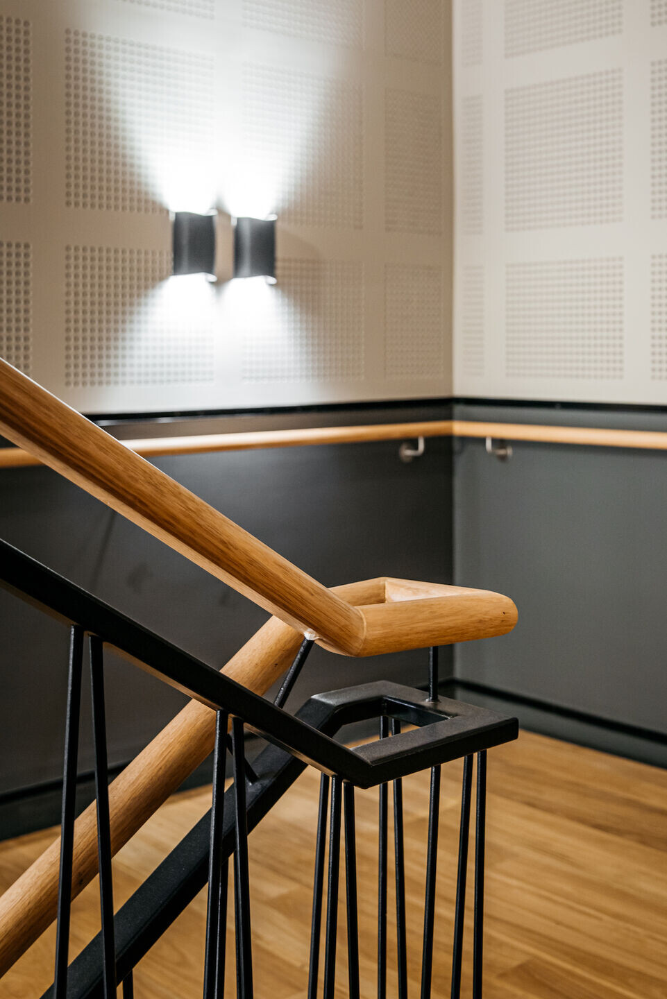https://archello.com/story/127009/attachments/photos-videos/7 photo_credit Lean Timms