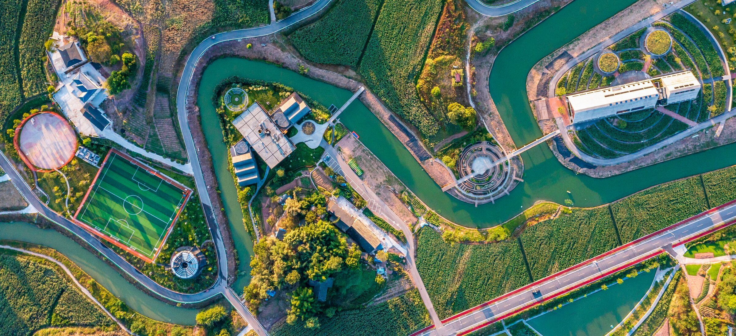 https://archello.com/story/127019/attachments/photos-videos/30 photo_credit Joybo