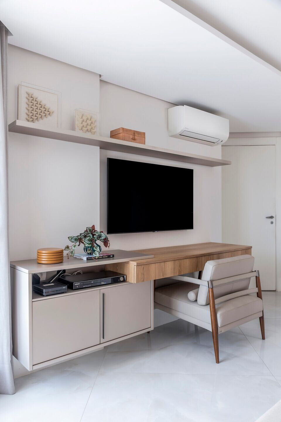 https://archello.com/story/127164/attachments/photos-videos/12 photo_credit Rafael Renzo