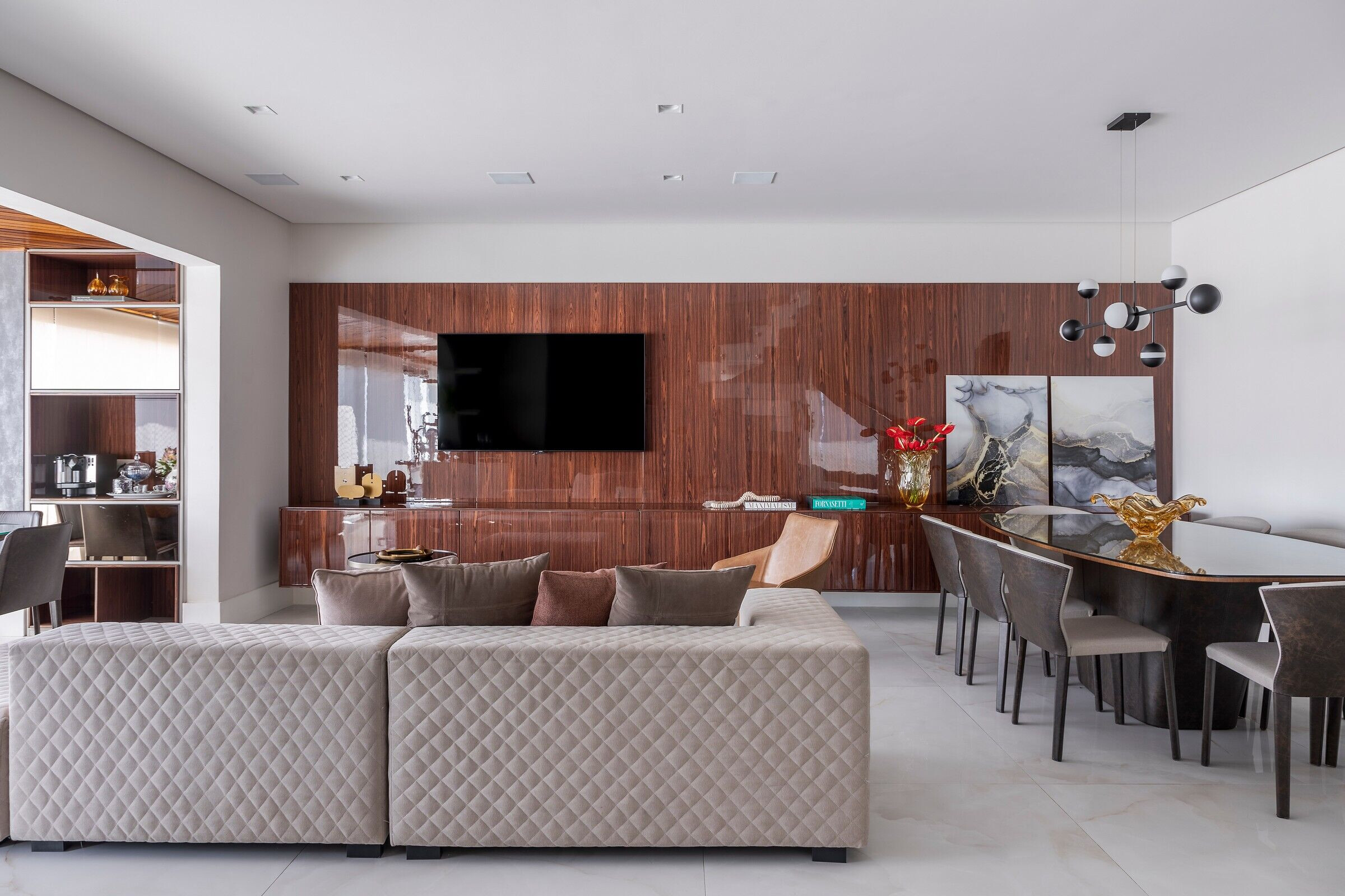 https://archello.com/story/127164/attachments/photos-videos/18 photo_credit Rafael Renzo