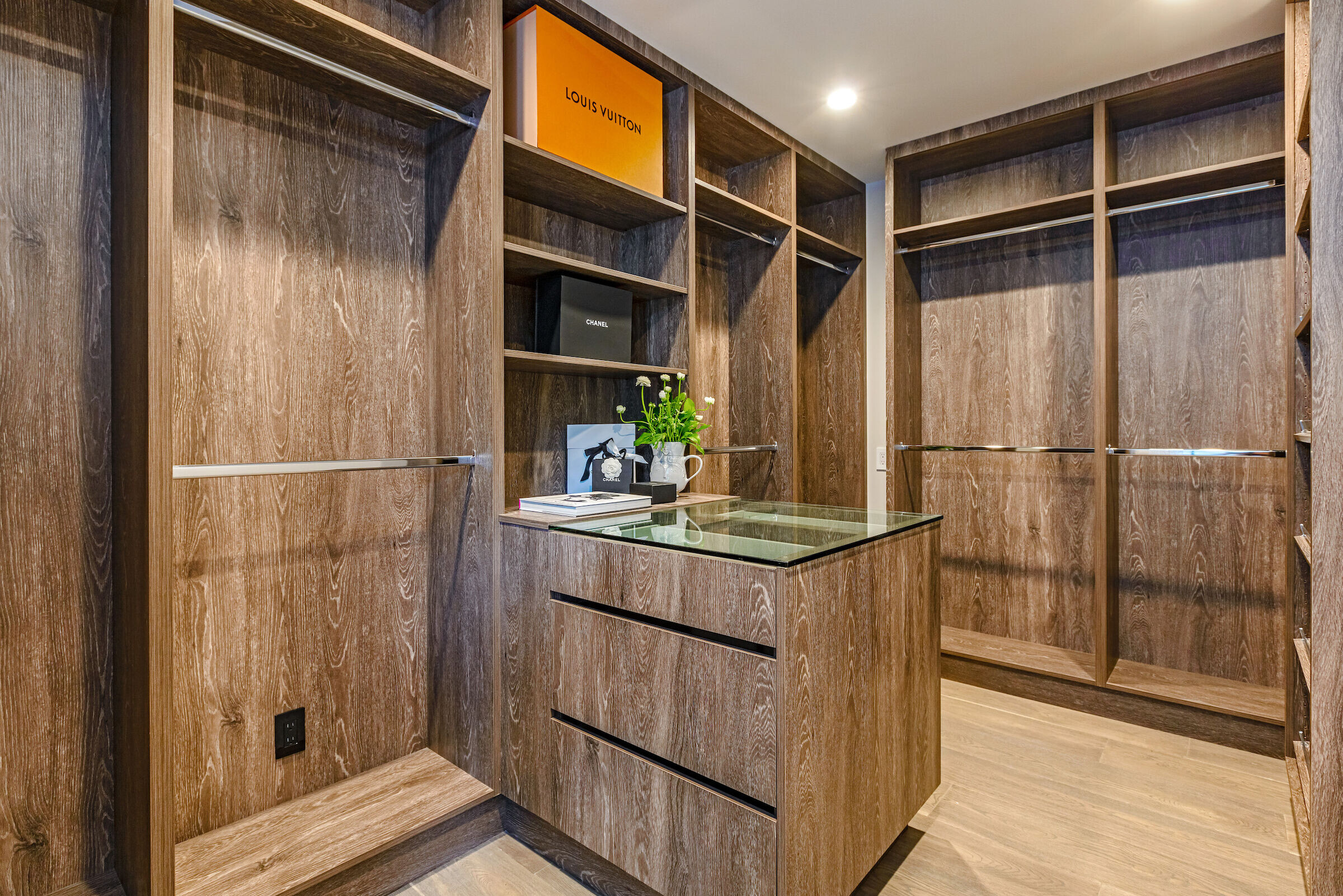 https://archello.com/story/127298/attachments/photos-videos/28 photo_credit Simon Berlyn