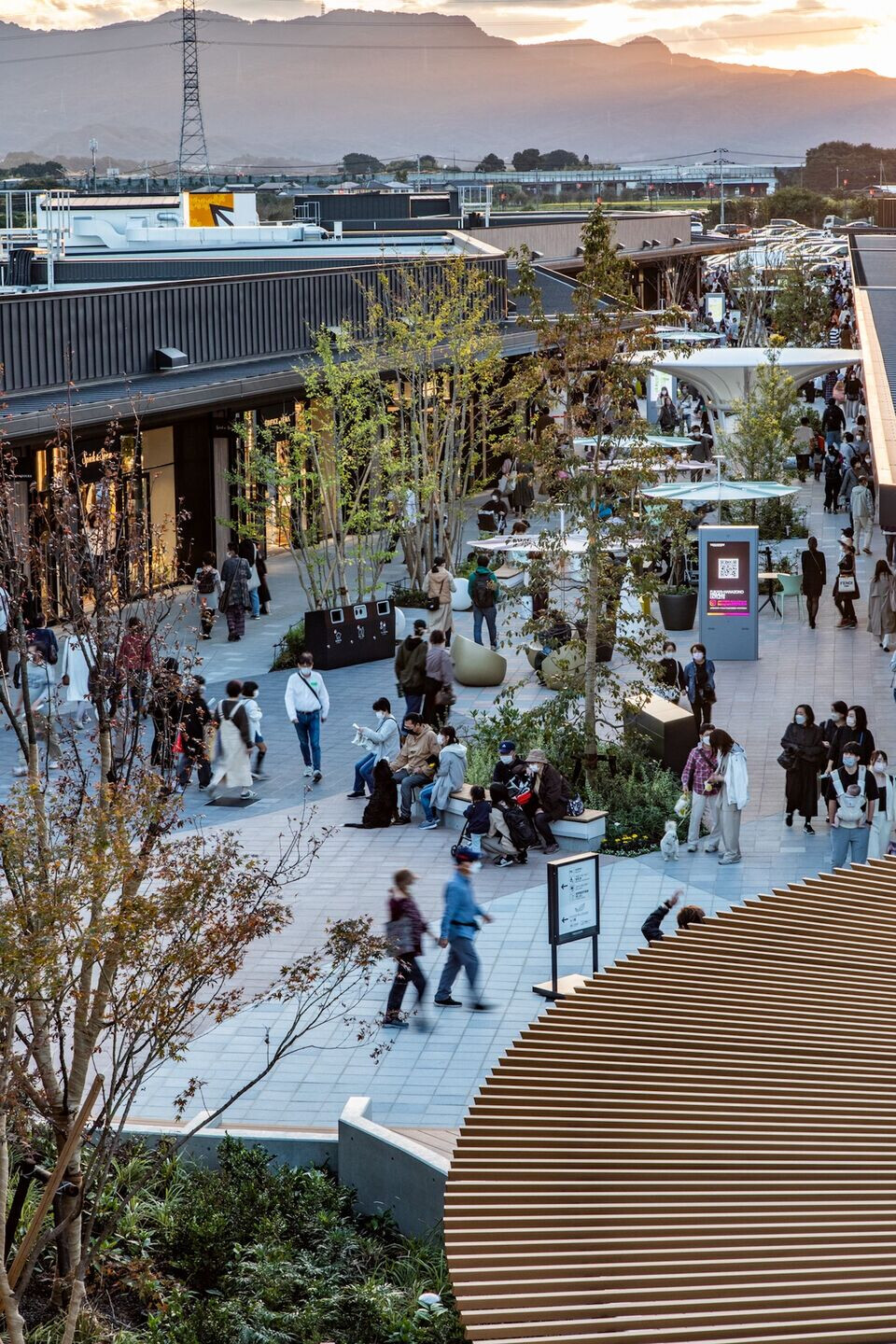 https://archello.com/story/127352/attachments/photos-videos/9 photo_credit Tokyo branch of SS Co.