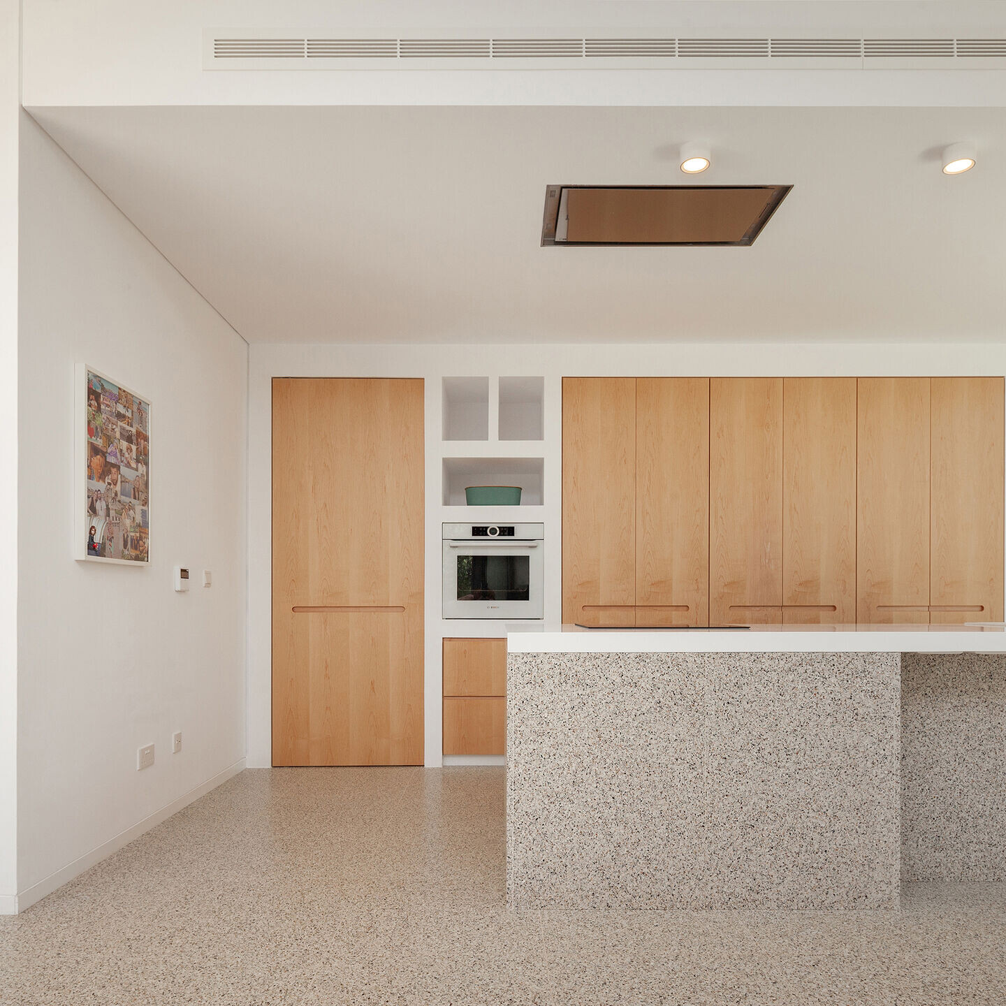 https://archello.com/story/127562/attachments/photos-videos/8 photo_credit Creative Photo Room