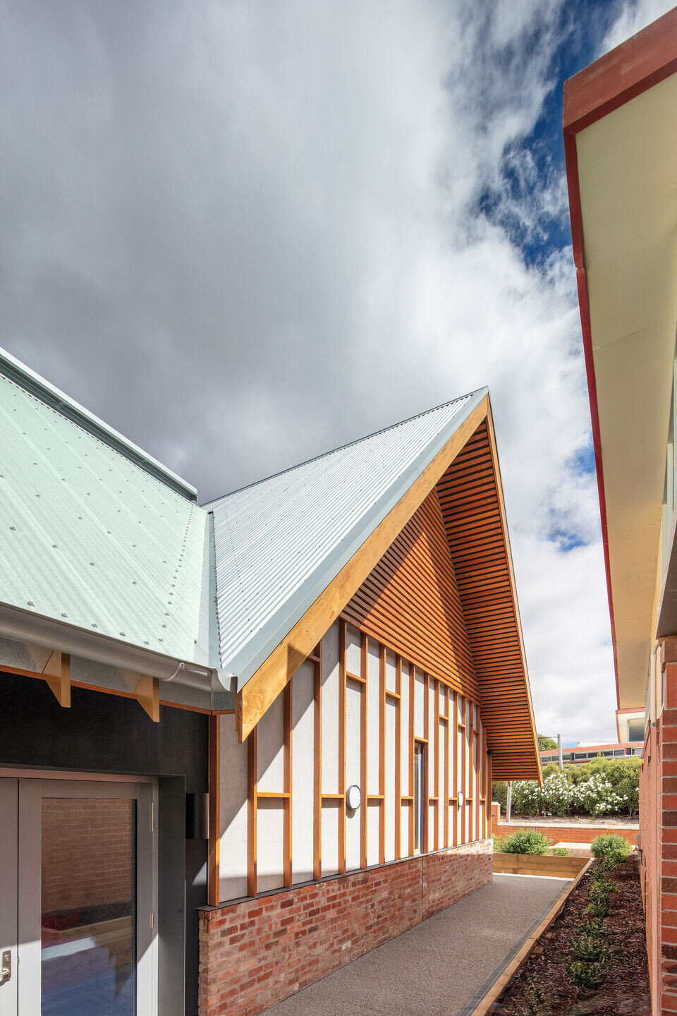 https://archello.com/story/127572/attachments/photos-videos/10 photo_credit John Gollings