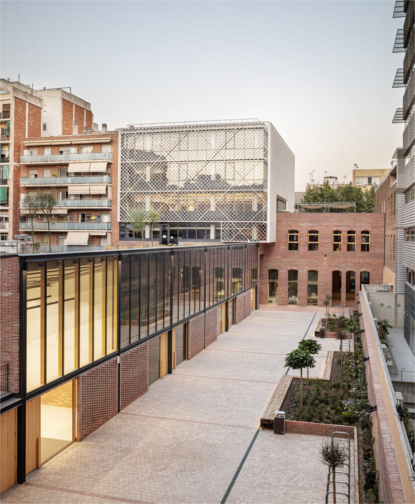 https://archello.com/story/127678/attachments/photos-videos/4 photo_credit Adrià Goula