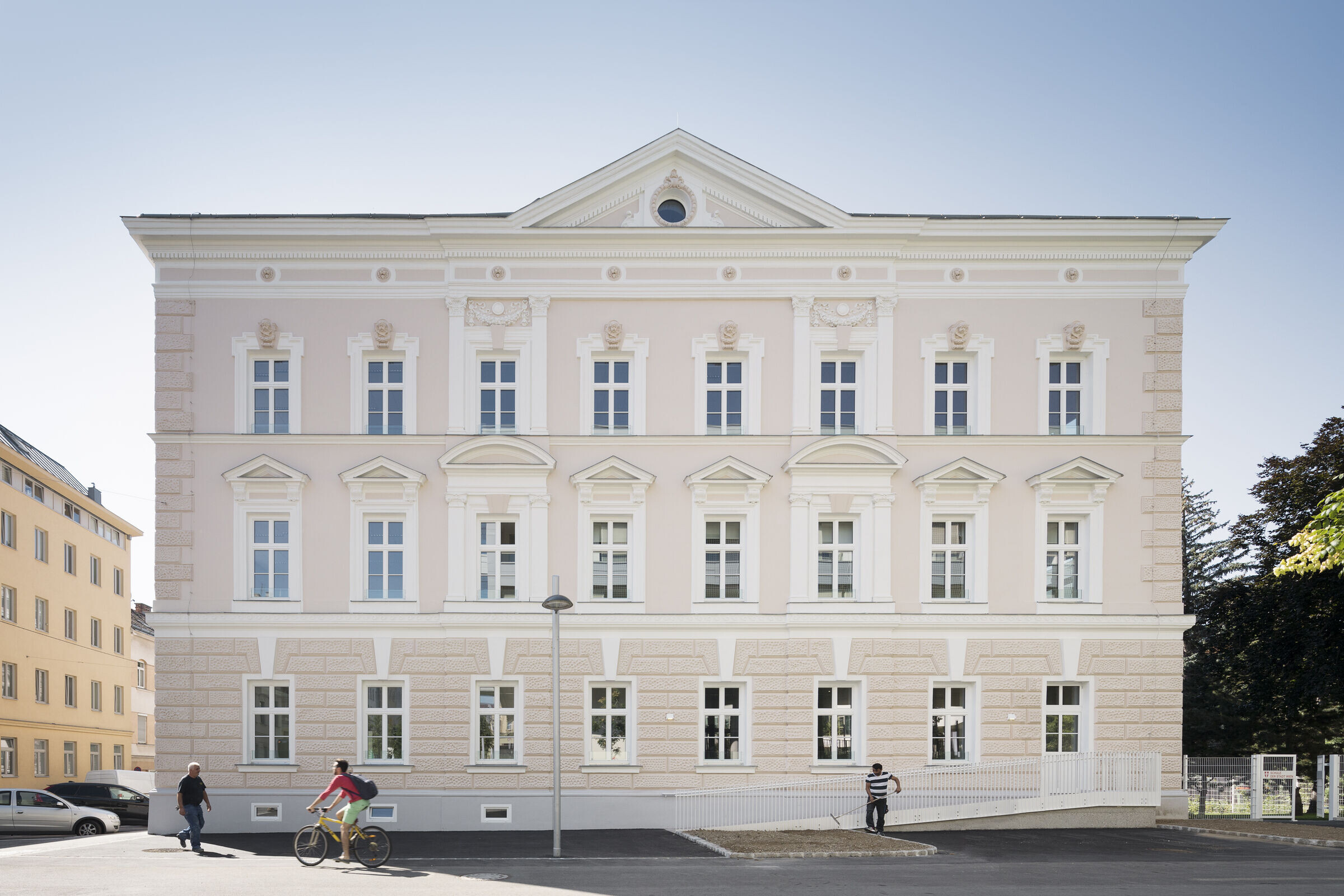 https://archello.com/story/127663/attachments/photos-videos/3 photo_credit Leonhard Hilzensauer