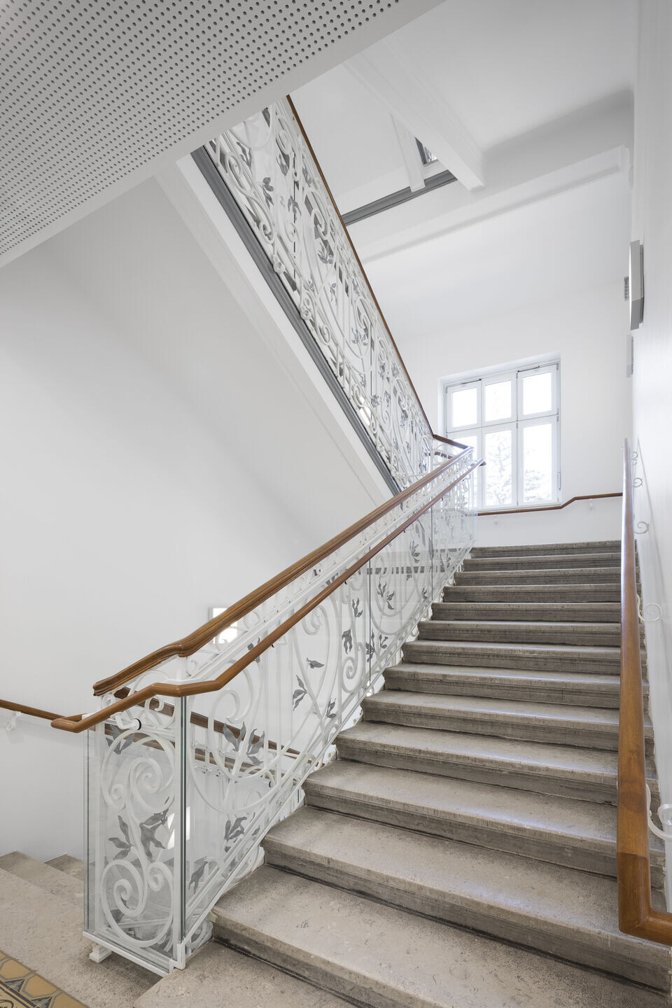 https://archello.com/story/127663/attachments/renders/4 photo_credit Leonhard Hilzensauer