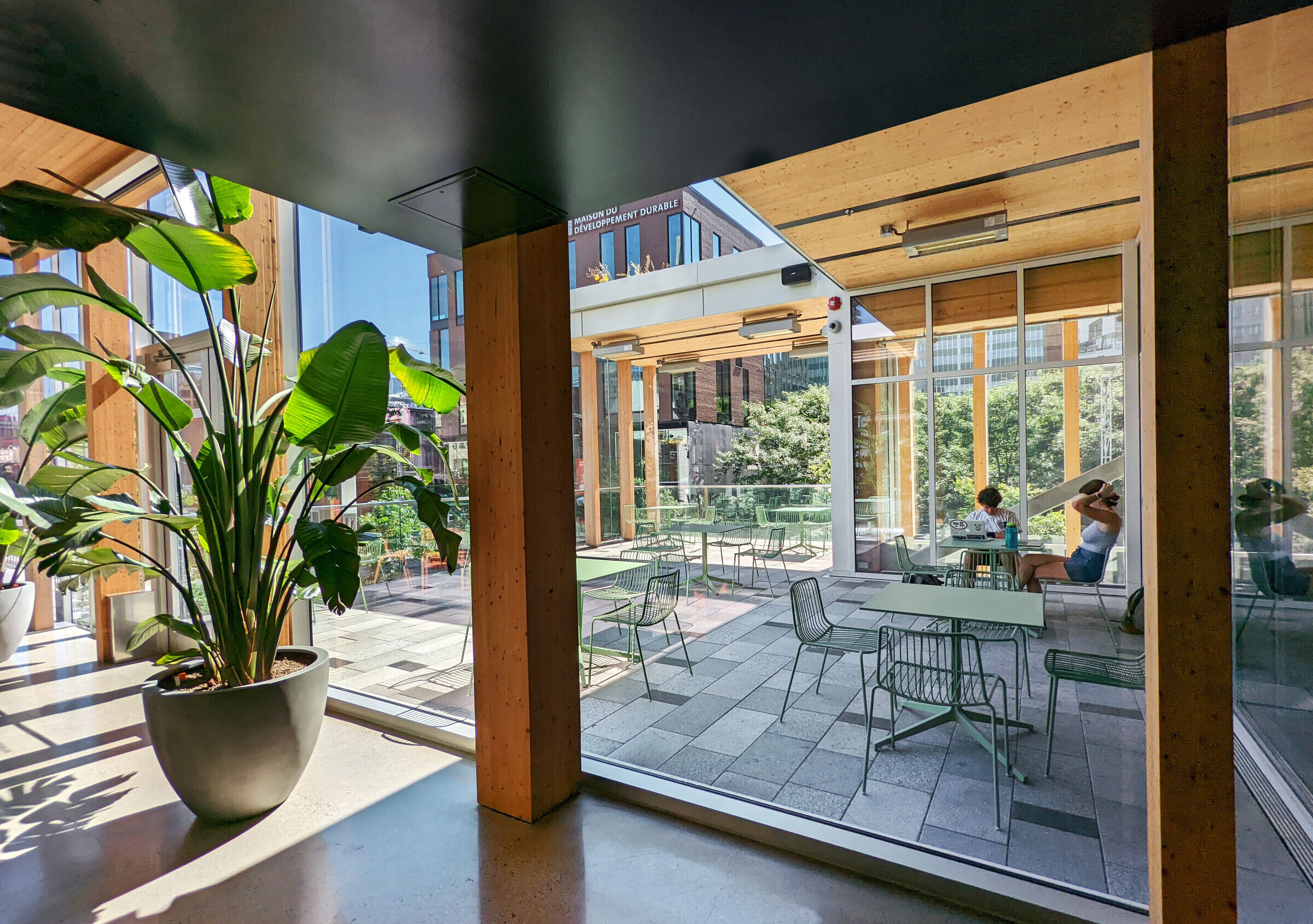 https://archello.com/story/127764/attachments/photos-videos/15 photo_credit Steve Montpetit