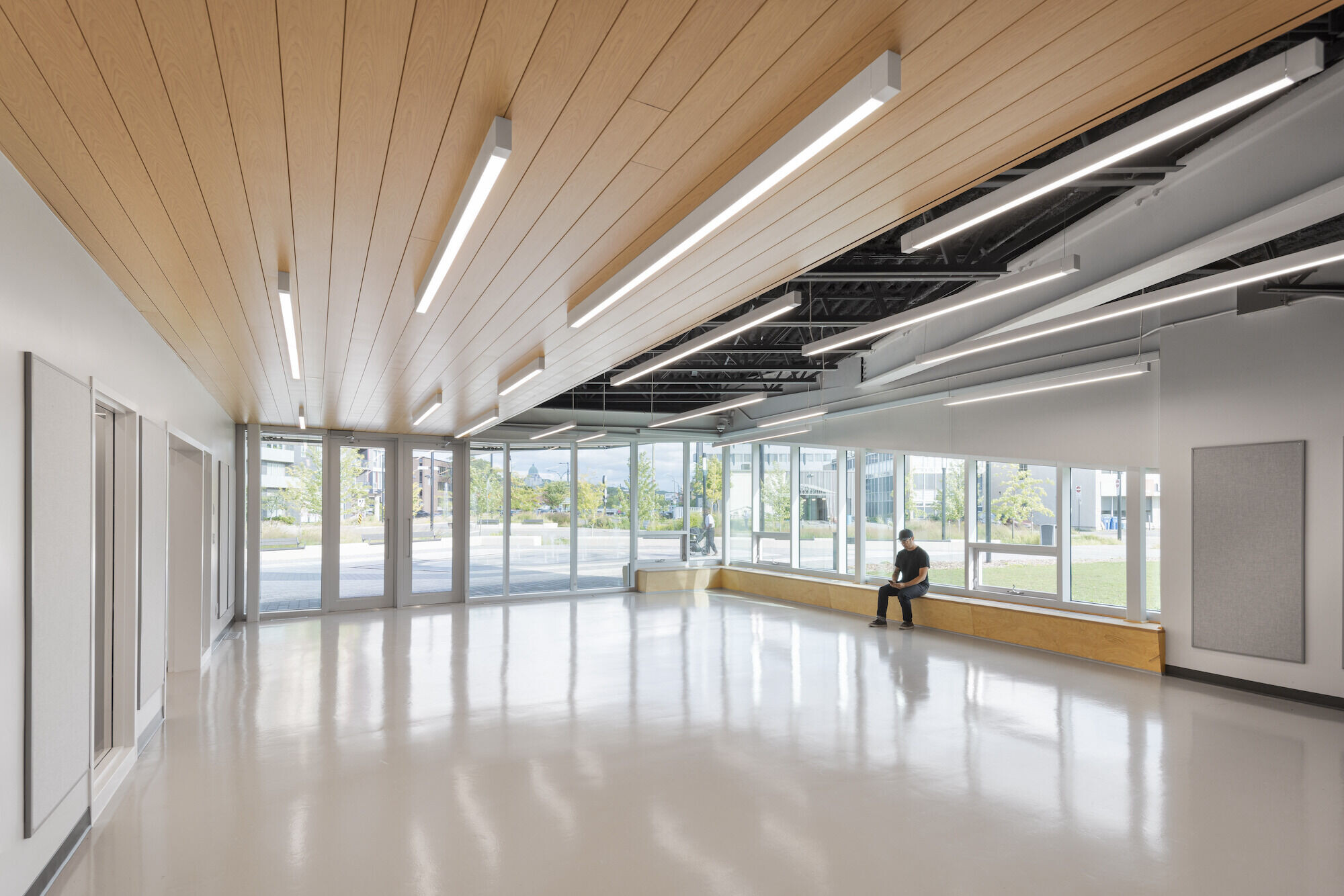 https://archello.com/story/127814/attachments/photos-videos/4 photo_credit © TARMAC - Damien Ligiardi