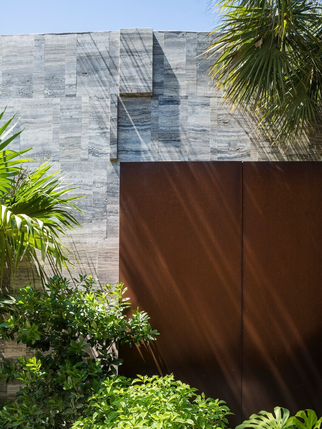 https://archello.com/story/127818/attachments/photos-videos/11 photo_credit Michael Stavaridis
