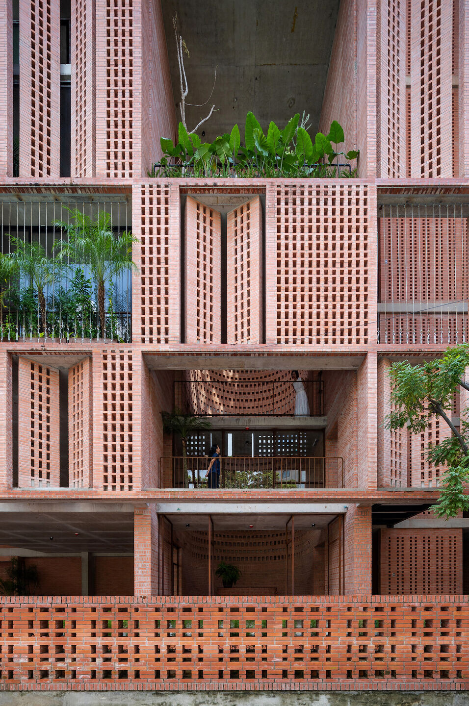 https://archello.com/story/127856/attachments/photos-videos/9 photo_credit Trieu Chien