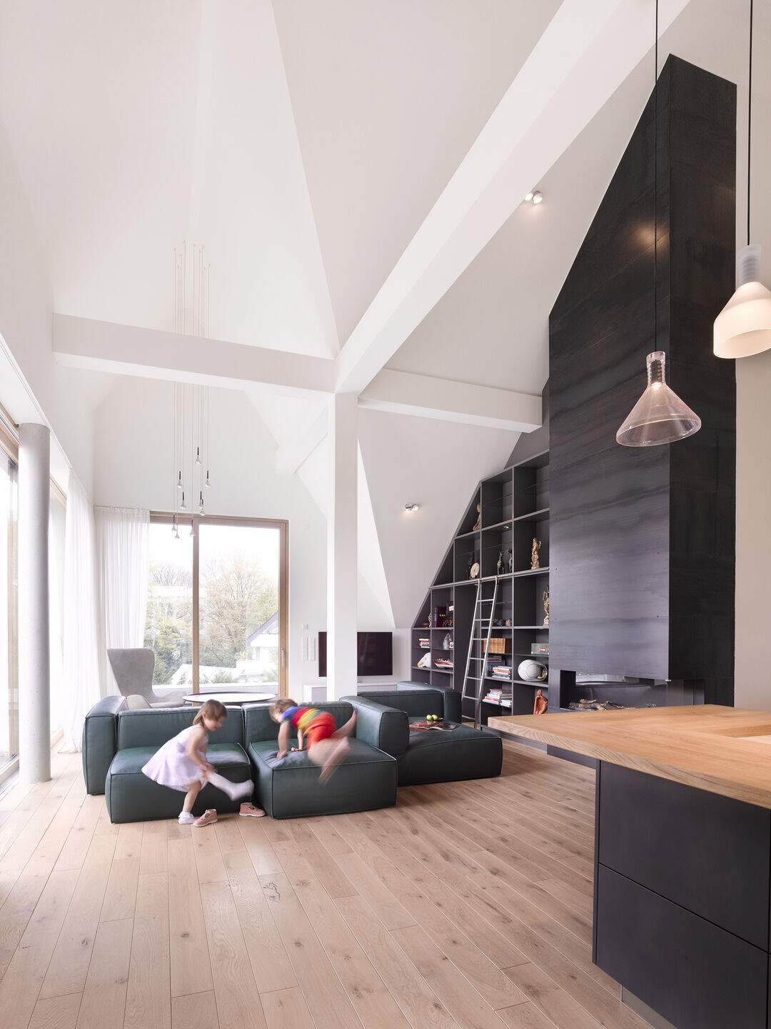 https://archello.com/de/story/127874/attachments/photos-videos/9 photo_credit Roman Mensing