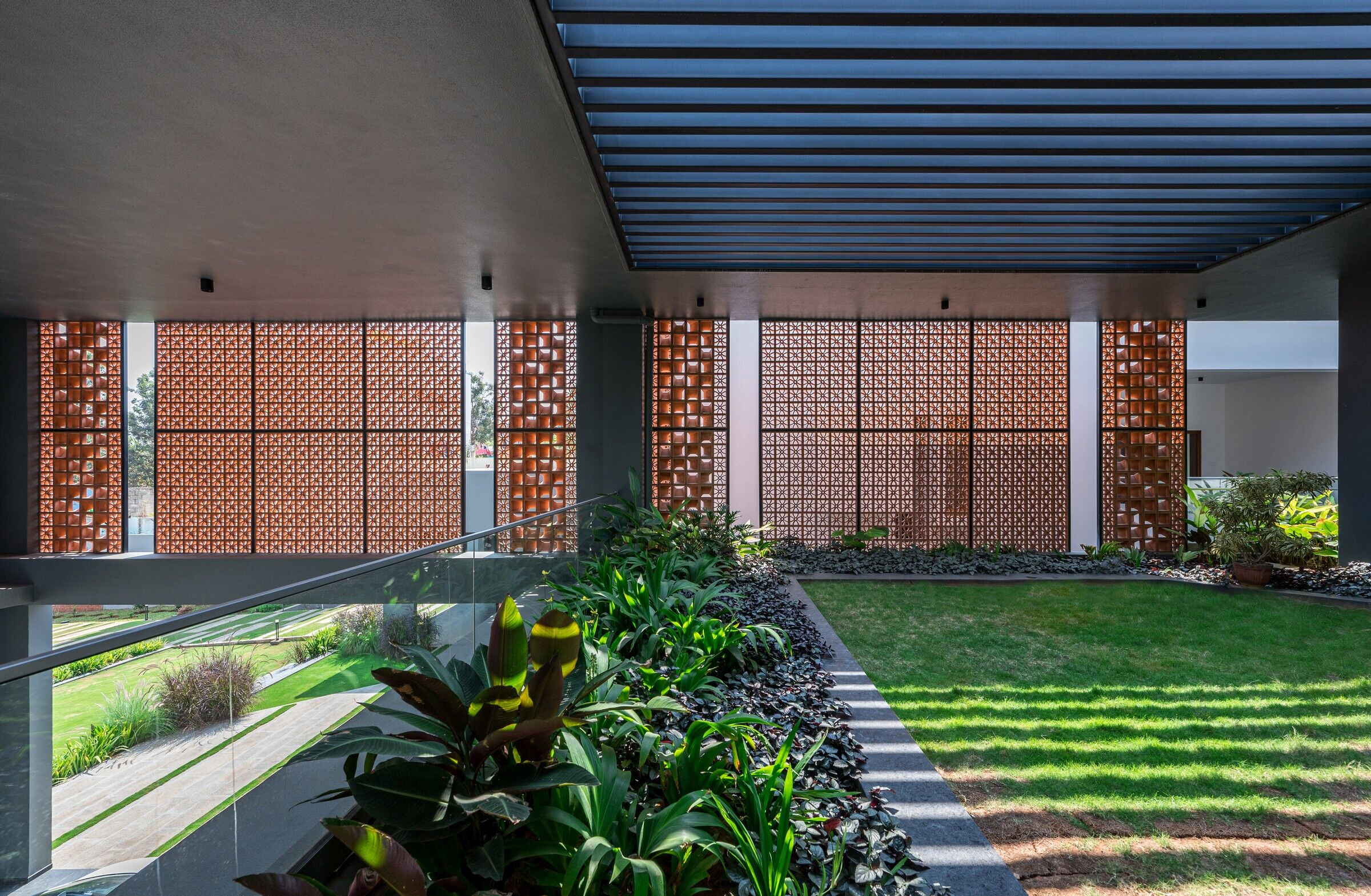 https://archello.com/story/127921/attachments/photos-videos/7 photo_credit Atik Bheda