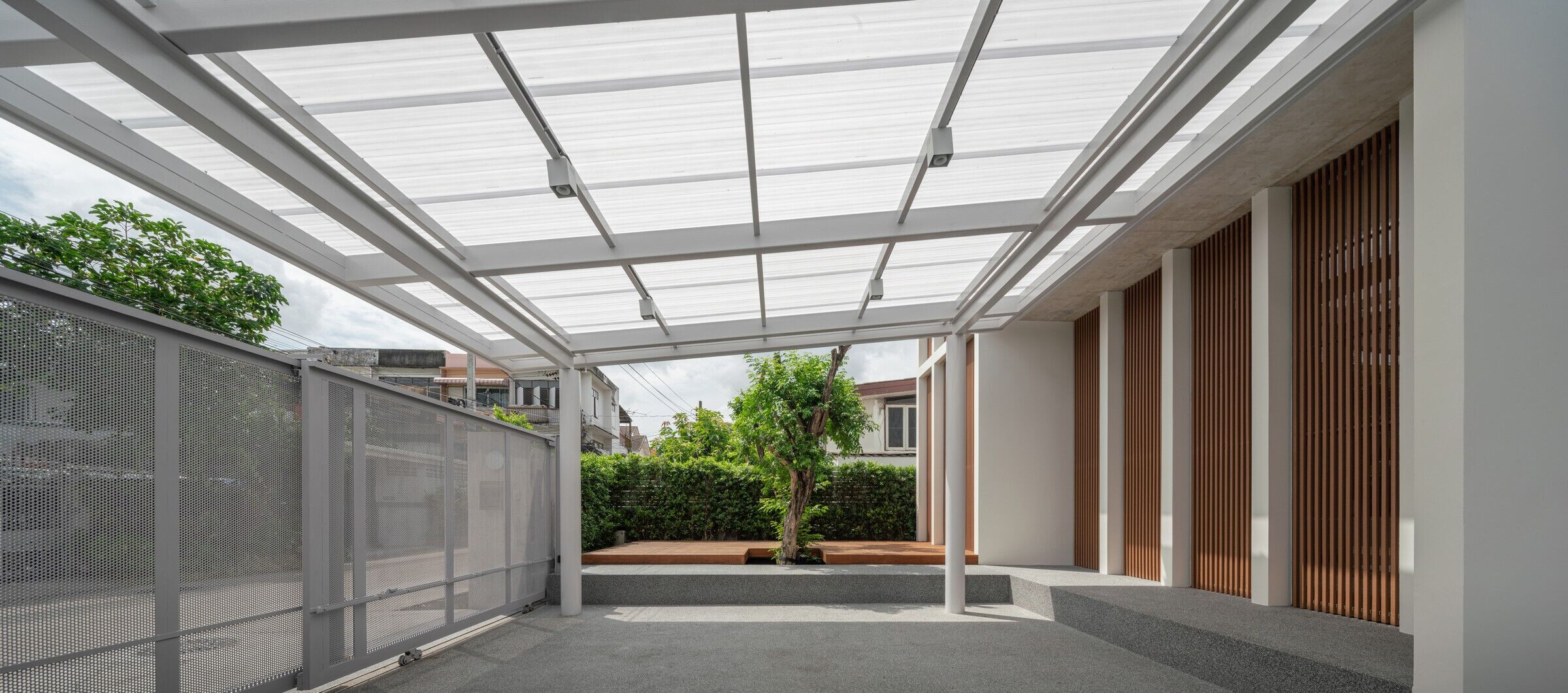 https://archello.com/story/127917/attachments/photos-videos/12 photo_credit Sky|Ground Department, Depth of Field Co.,Ltd.