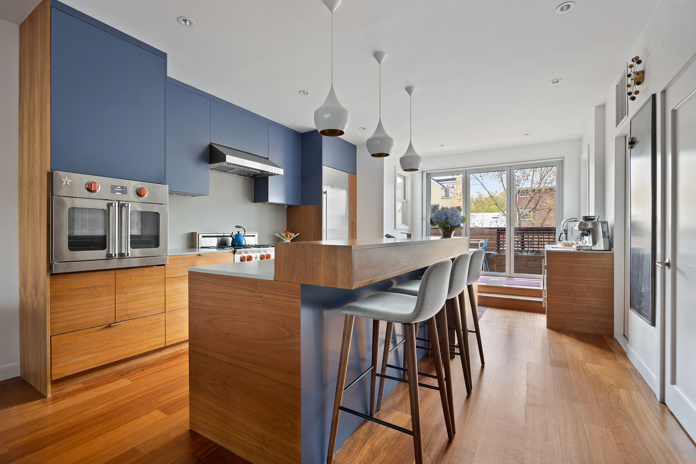 https://archello.com/story/127992/attachments/photos-videos/17 photo_credit Russ Ross Photography