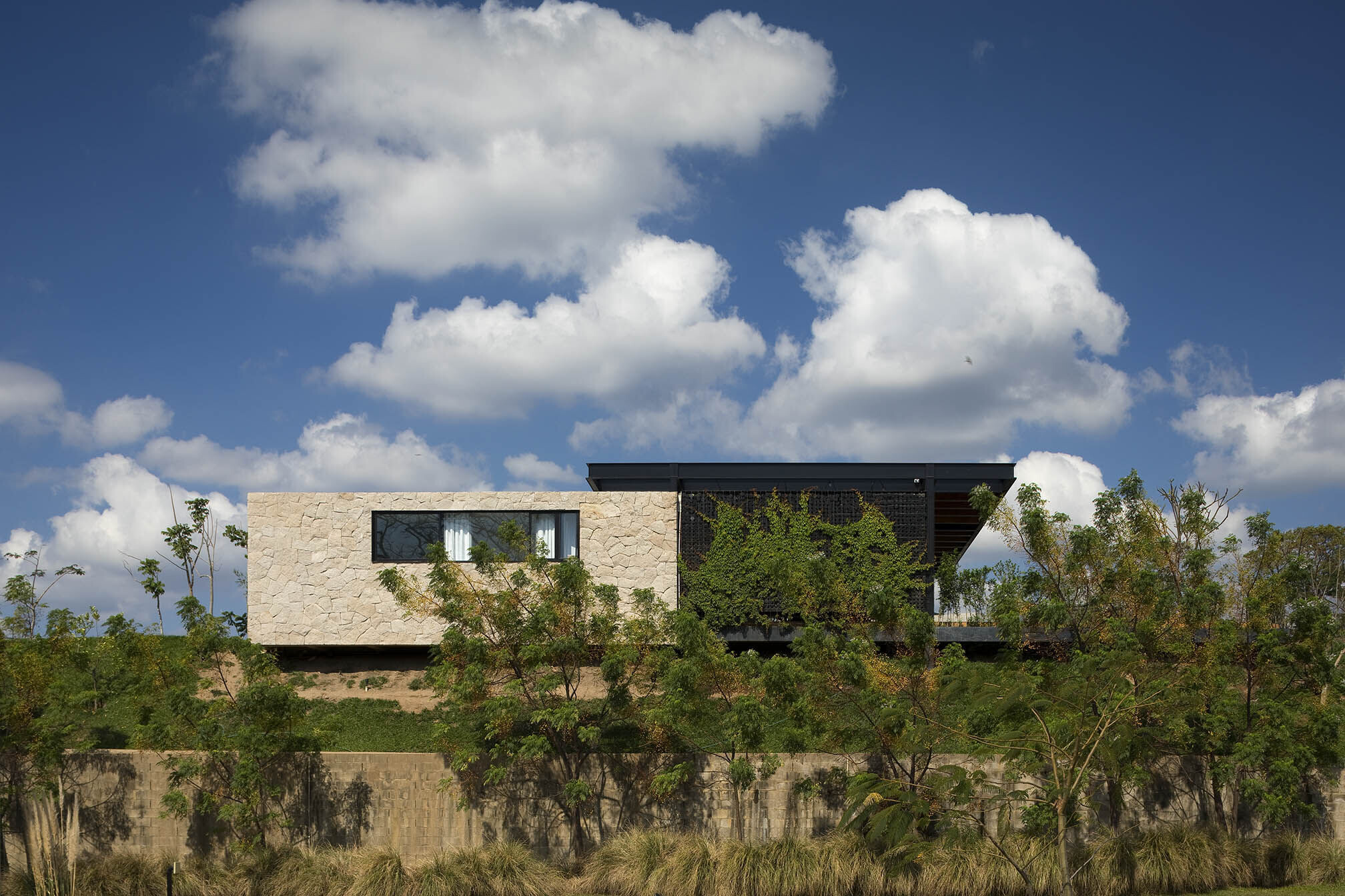 https://archello.com/story/127977/attachments/photos-videos/7 photo_credit Tom Arban