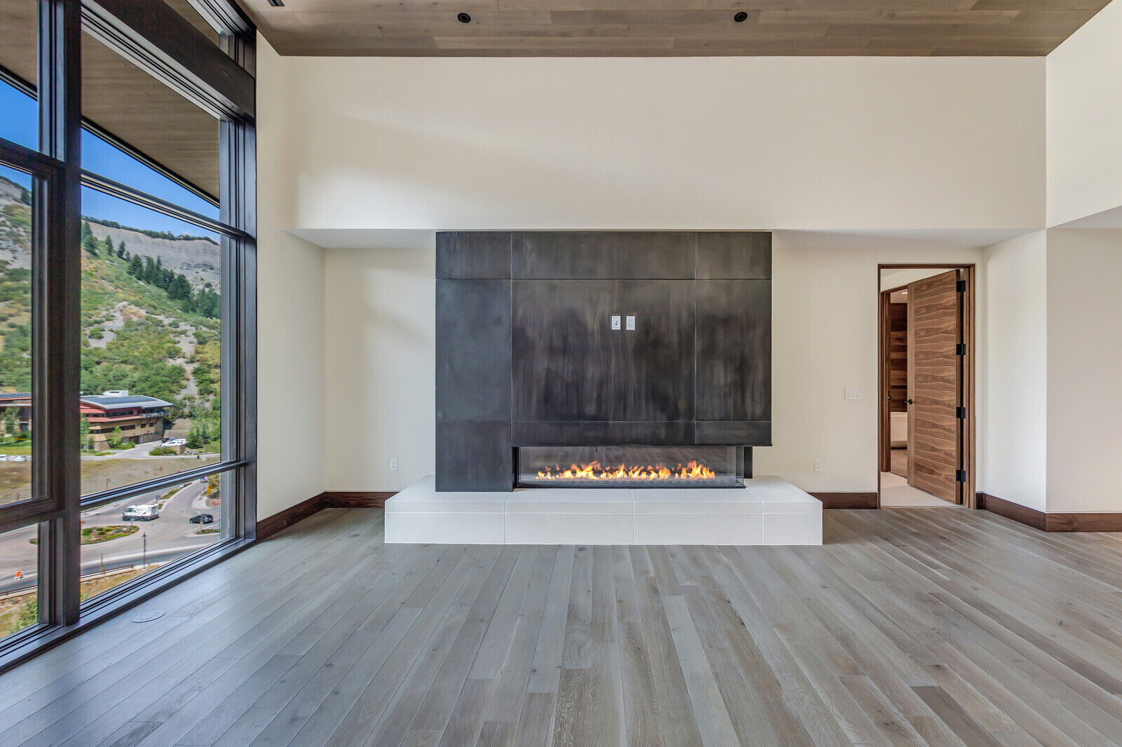 https://archello.com/story/128001/attachments/photos-videos/6 photo_credit East West Partners