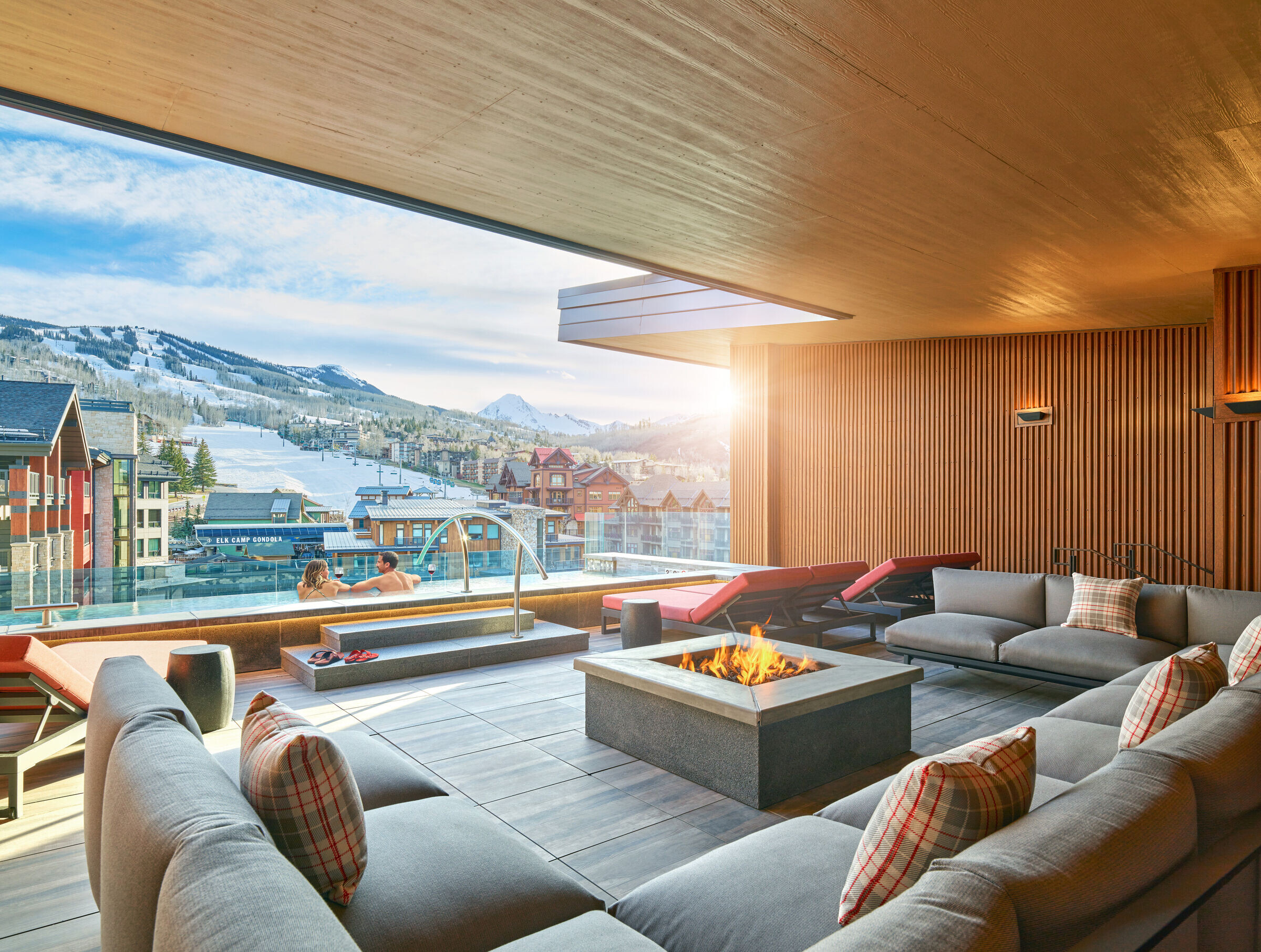 https://archello.com/story/128001/attachments/photos-videos/7 photo_credit East West Partners