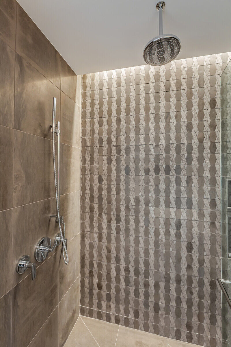 https://archello.com/story/128001/attachments/photos-videos/10 photo_credit East West Partners
