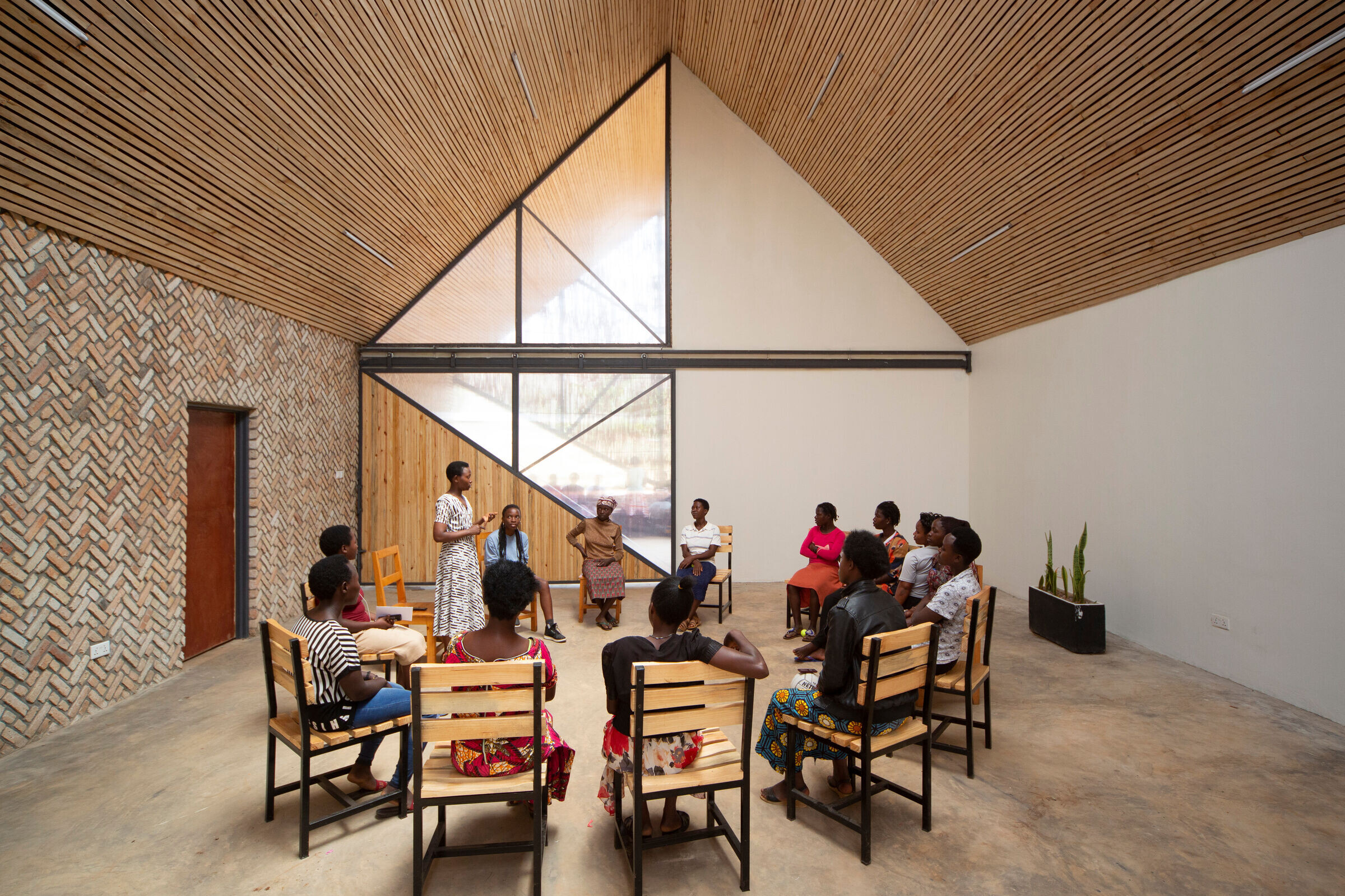 https://archello.com/story/128057/attachments/photos-videos/8 photo_credit Bruce Engel