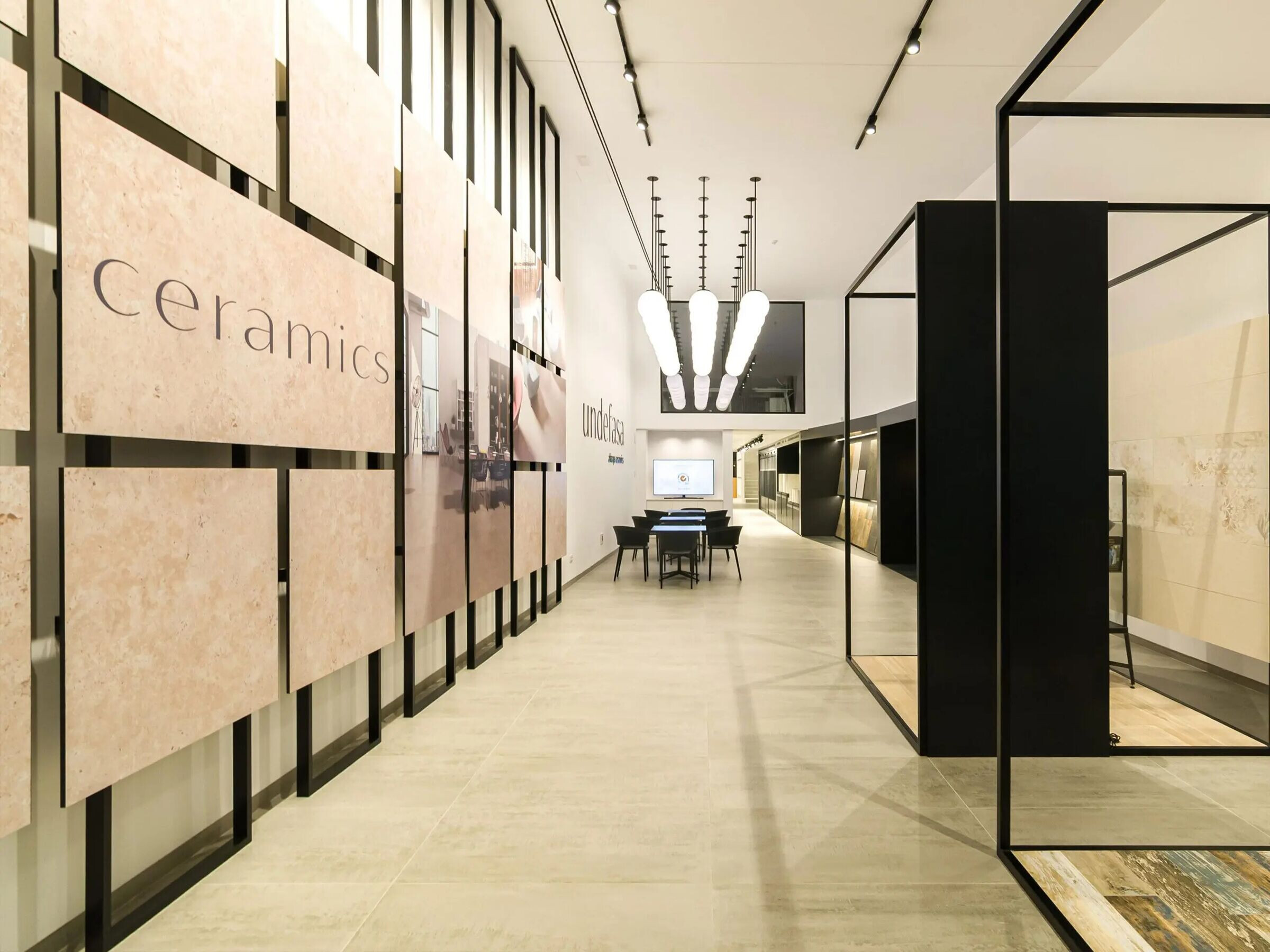 https://archello.com/story/128099/attachments/photos-videos/9 photo_credit Image Courtesy Vondom