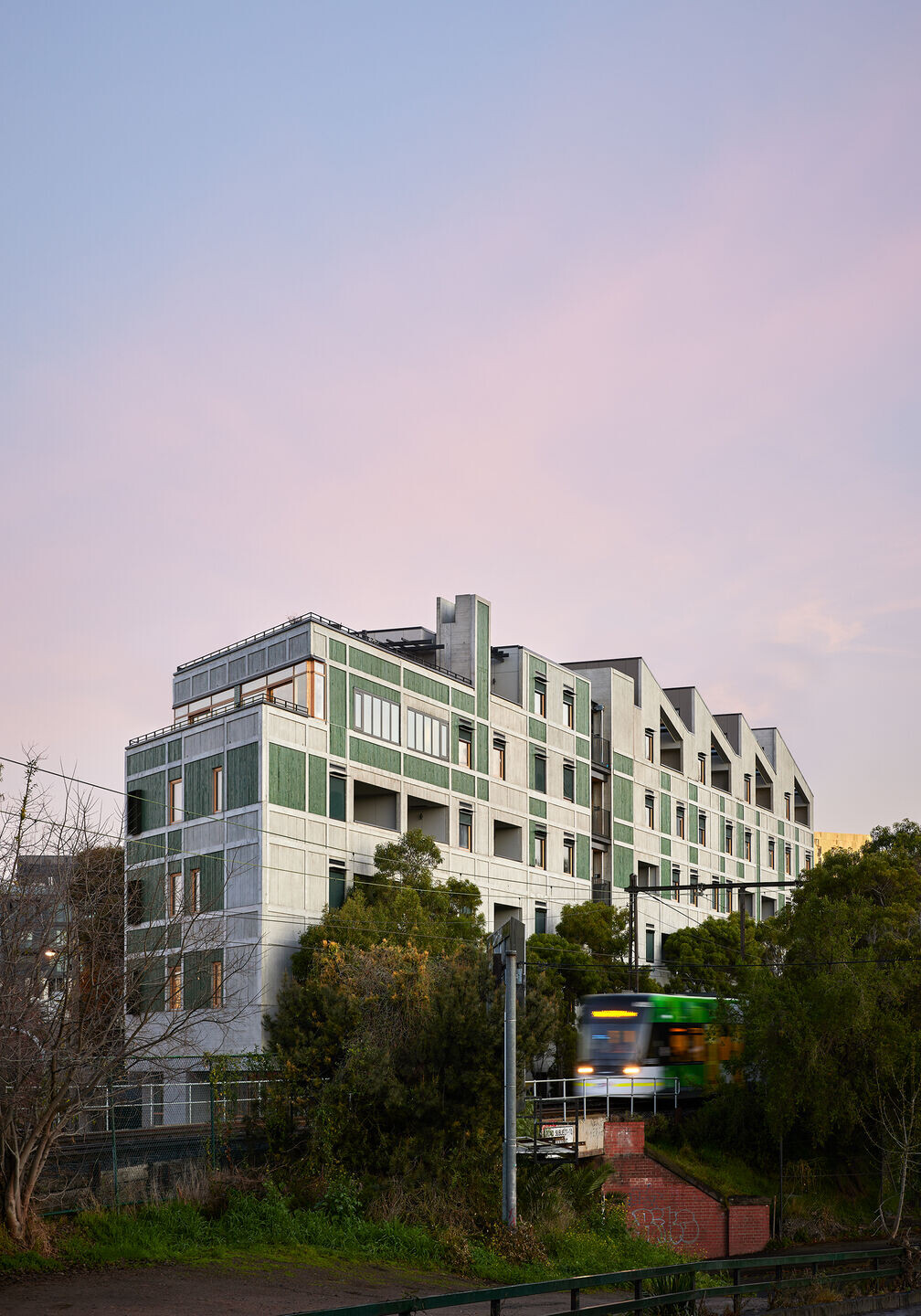 https://archello.com/story/128244/attachments/photos-videos/10 photo_credit Ferrars & York, enabled by HIP V. HYPE, designed in collaboration with Six Degrees Architects and built by IRONSIDE. Photography by Tess Kelly.