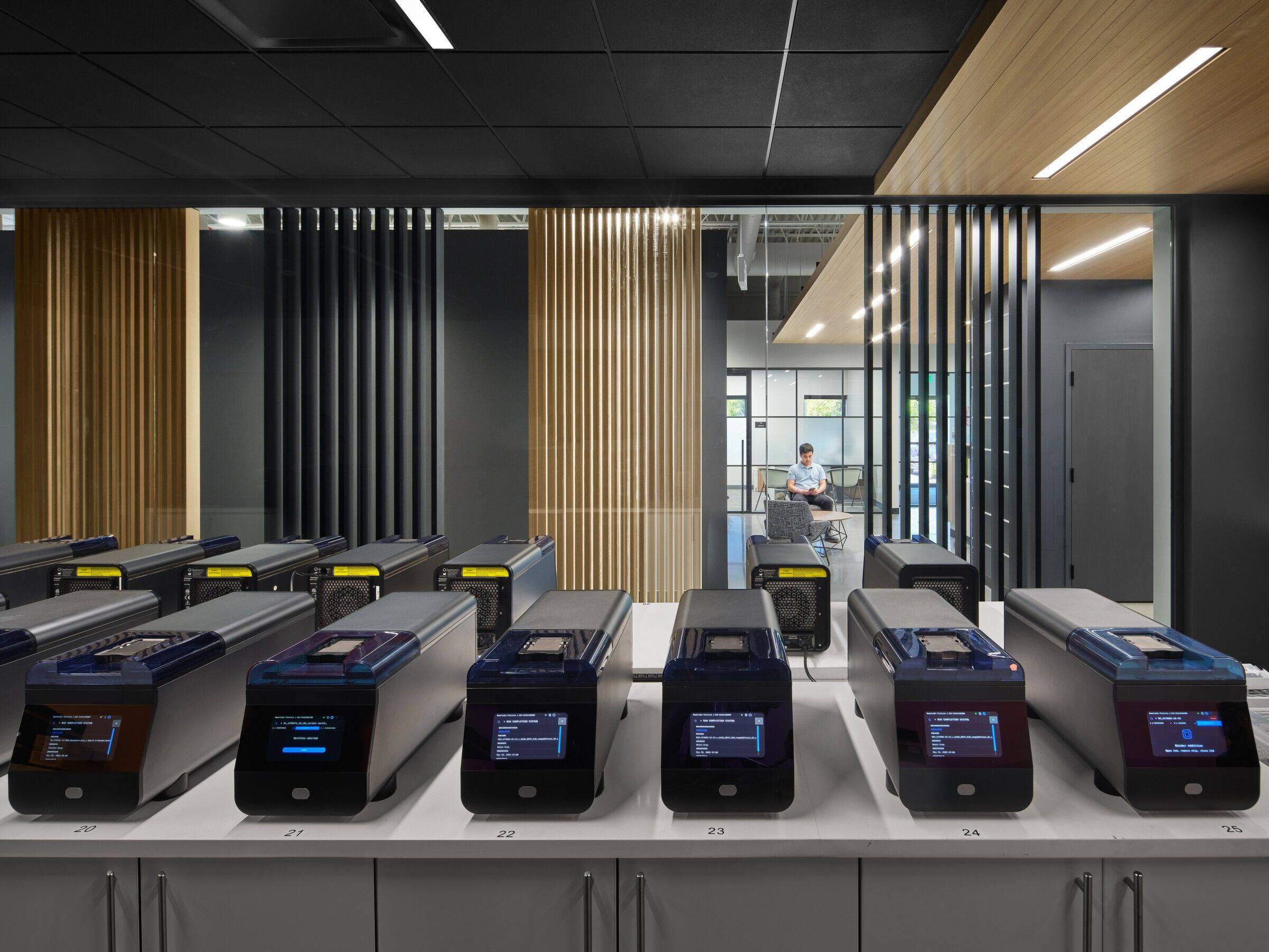 https://archello.com/story/128374/attachments/photos-videos/3 photo_credit Halkin Mason Photography, courtesy Svigals + Partners