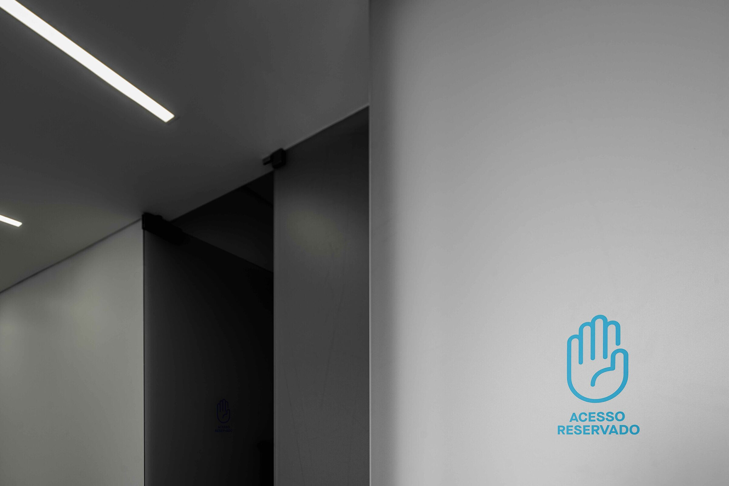 https://archello.com/story/128547/attachments/photos-videos/11 photo_credit Ivo Tavares