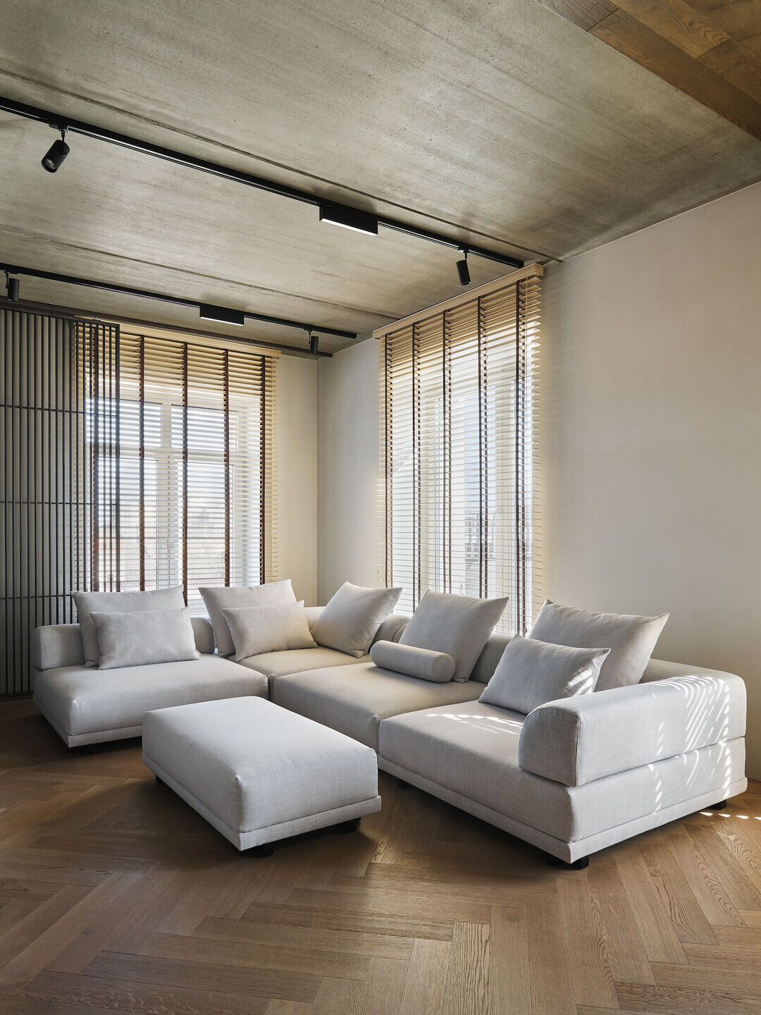 https://archello.com/story/128599/attachments/photos-videos/18 photo_credit Andrey Bydanov