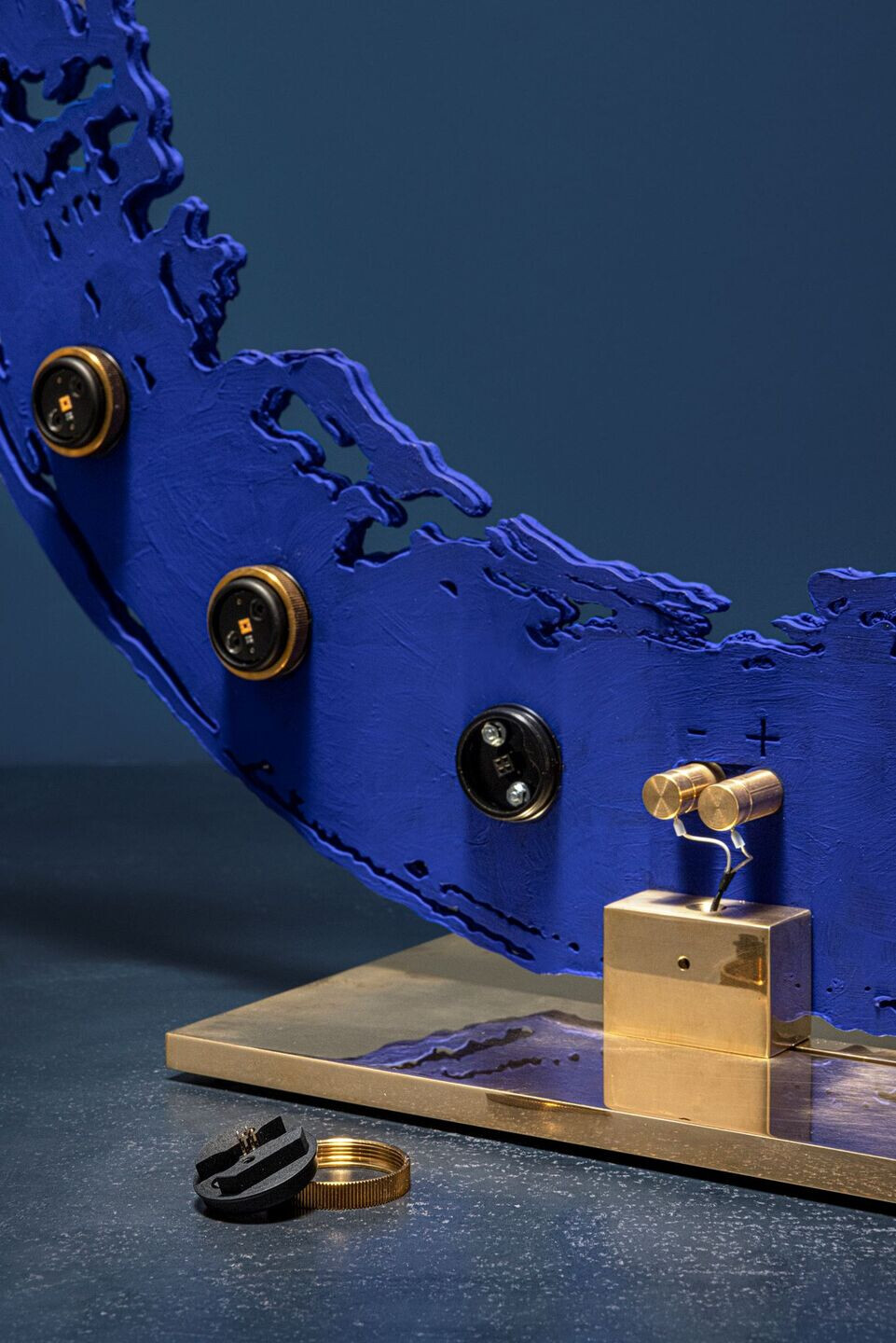 https://archello.com/product/96364/attachments/photos-videos/7