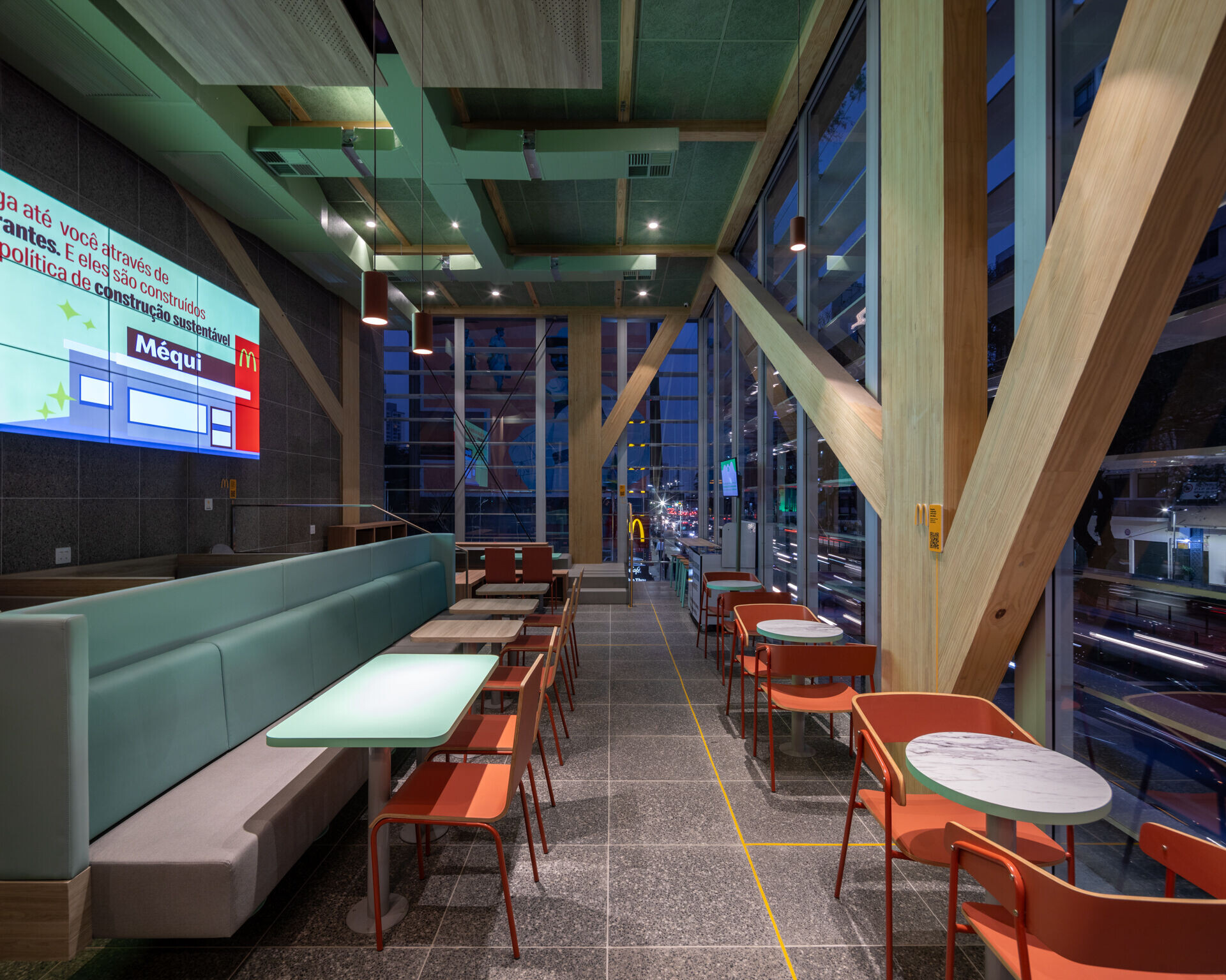https://archello.com/story/128708/attachments/photos-videos/4 photo_credit Maíra Acayaba