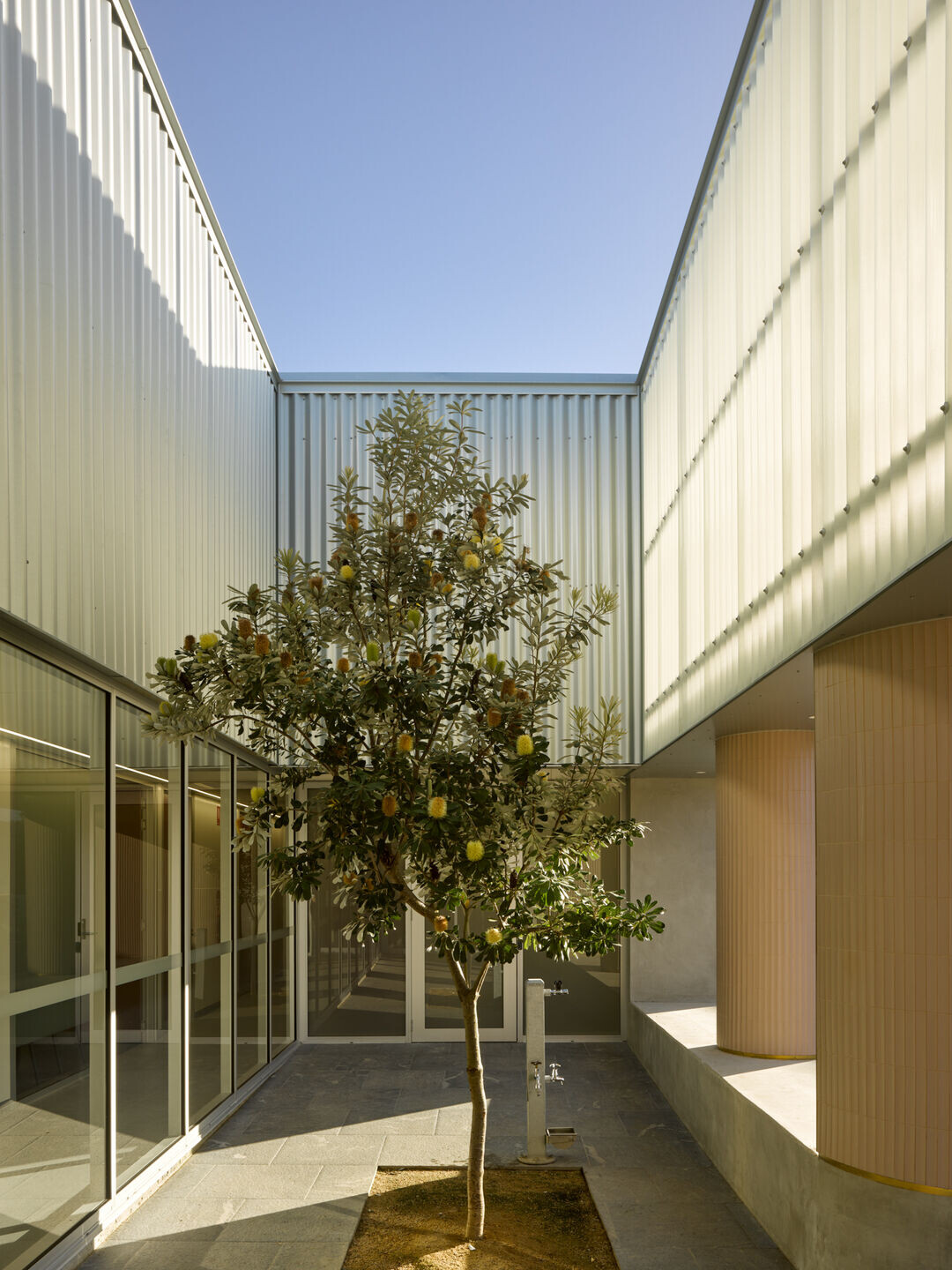 https://archello.com/story/128702/attachments/photos-videos/4 photo_credit Christopher Frederick Jones