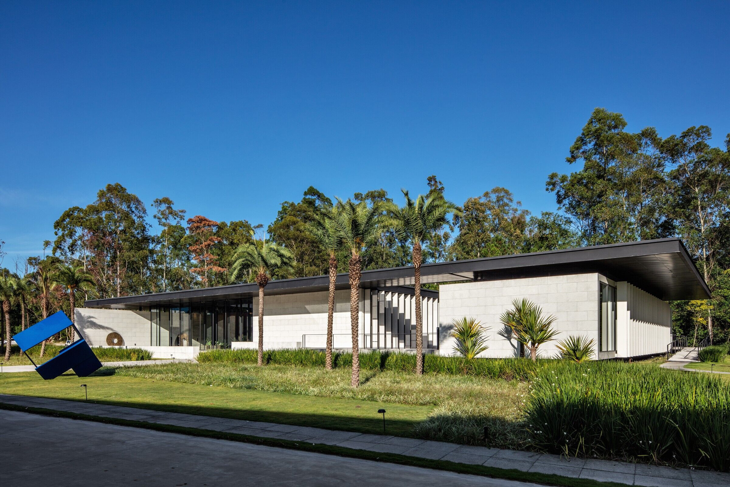 https://archello.com/story/128911/attachments/photos-videos/8 photo_credit Nelson Kon