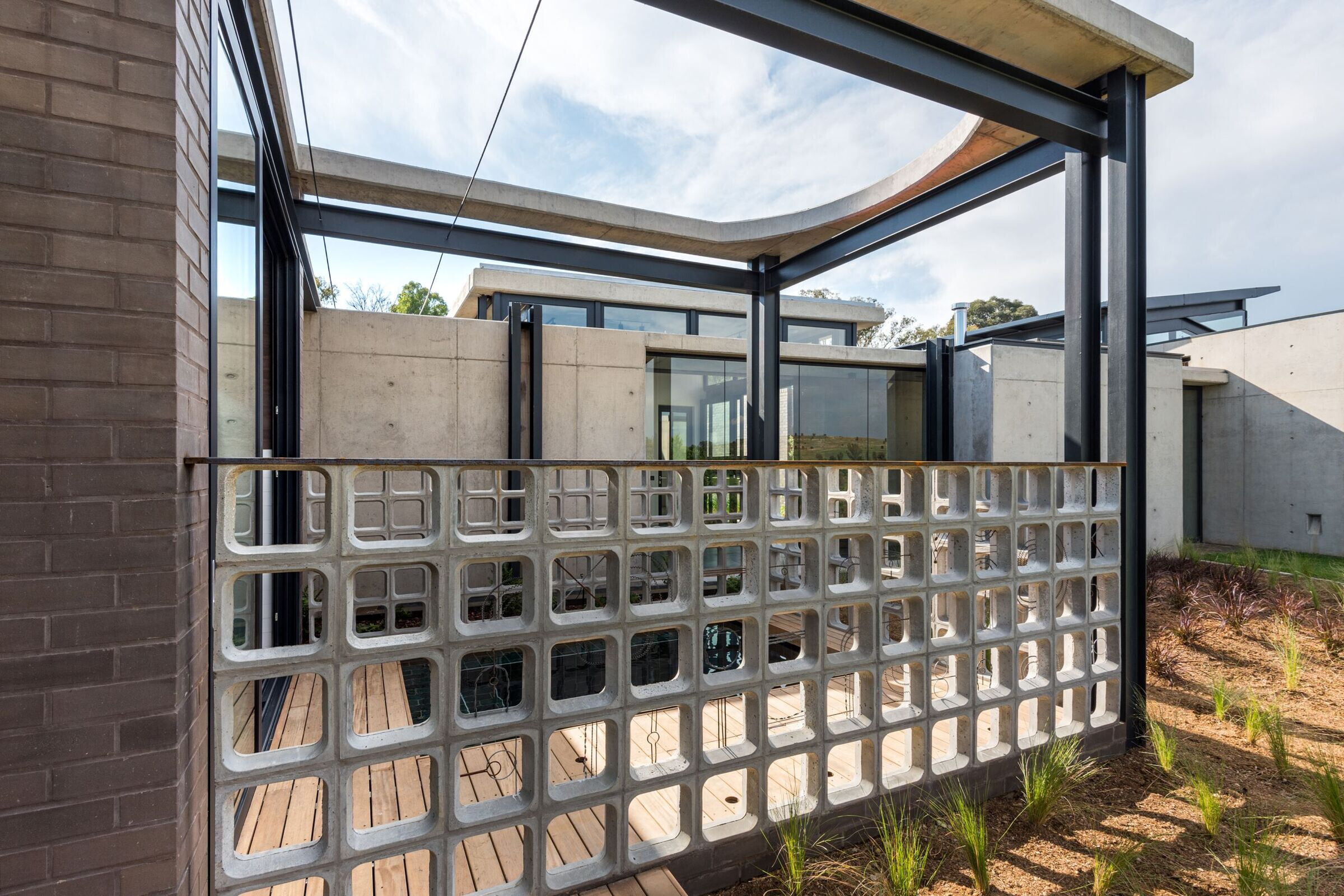 https://archello.com/product/101087/attachments/photos-videos/2 photo_credit RENE WALKER PHOTOGRAPHY