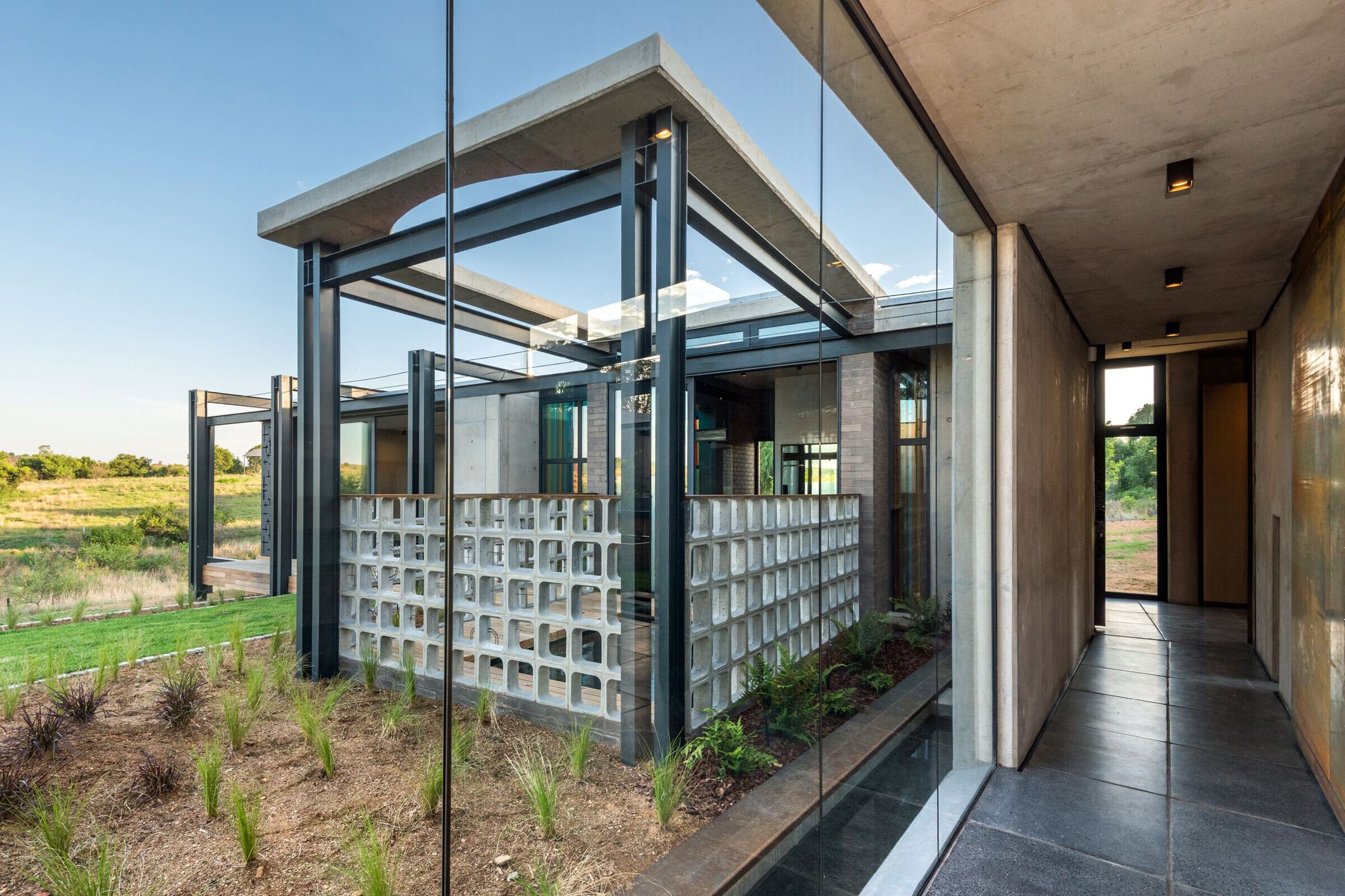 https://archello.com/product/101087/attachments/photos-videos/4 photo_credit RENE WALKER PHOTOGRAPHY