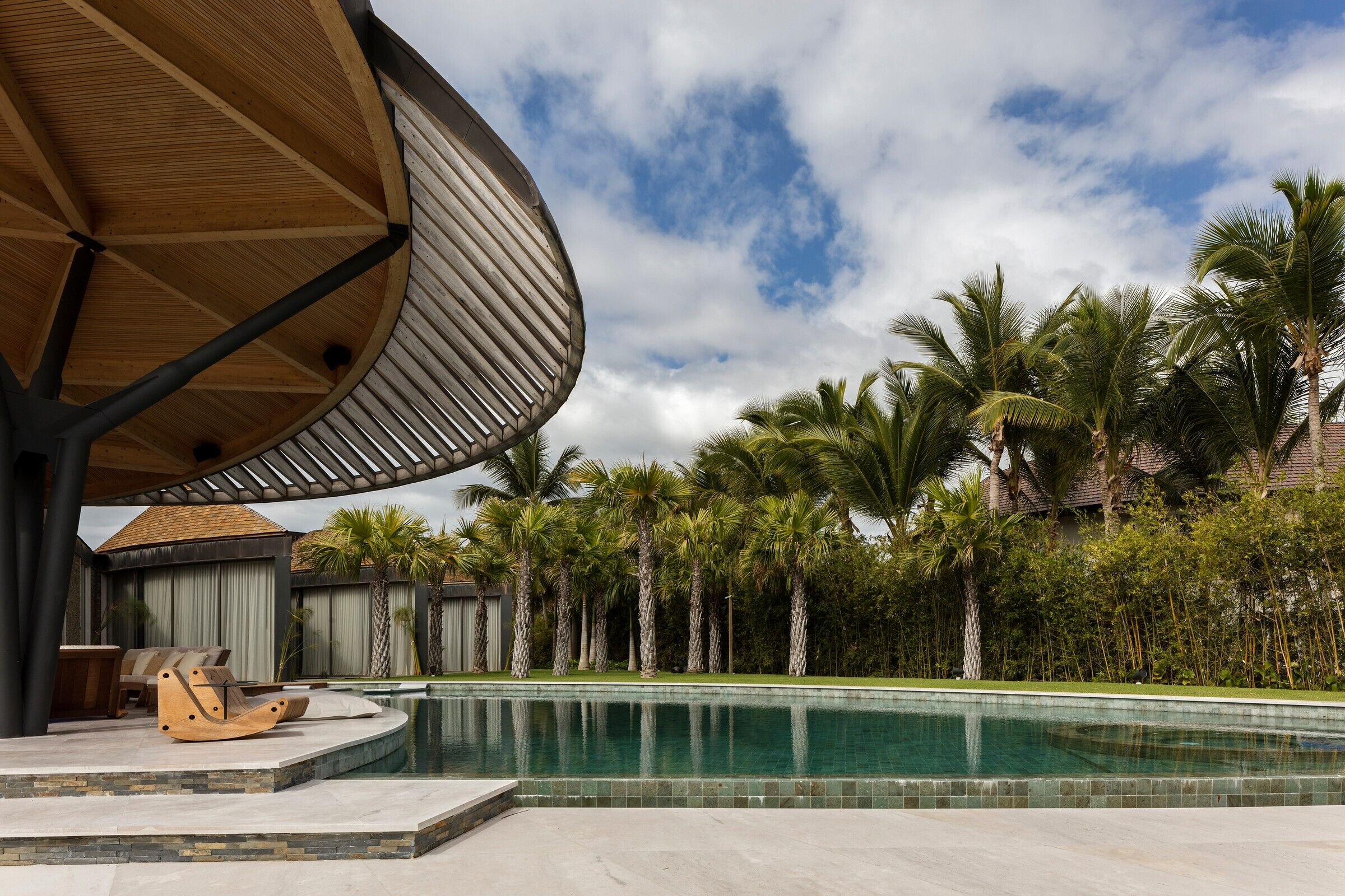 https://archello.com/story/129089/attachments/photos-videos/3 photo_credit Leonardo Finotti