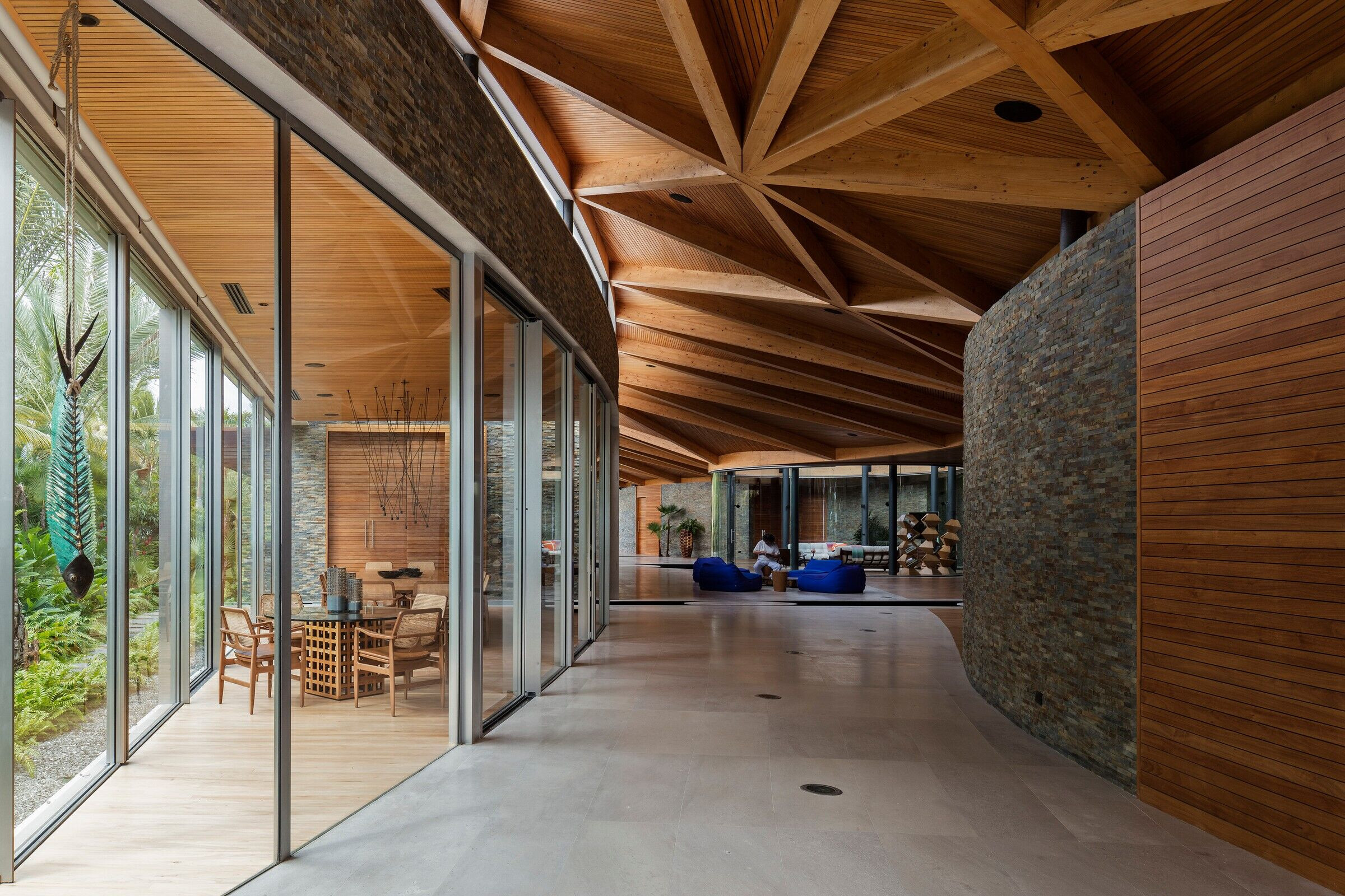 https://archello.com/story/129089/attachments/photos-videos/4 photo_credit Leonardo Finotti