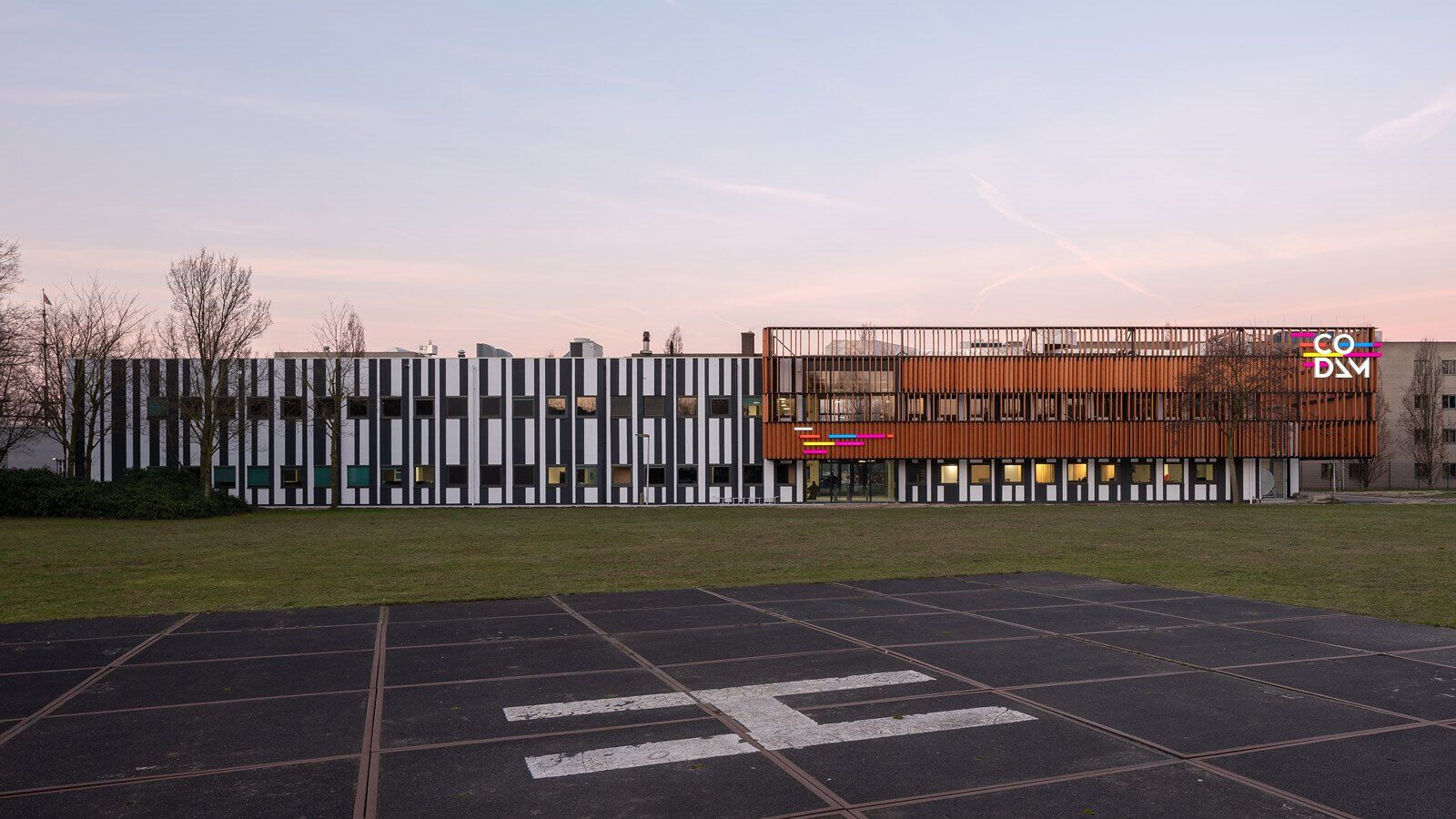 https://archello.com/story/129196/attachments/photos-videos/6 photo_credit Ossip van Duivenbode, OZ Valentine Kortekaas